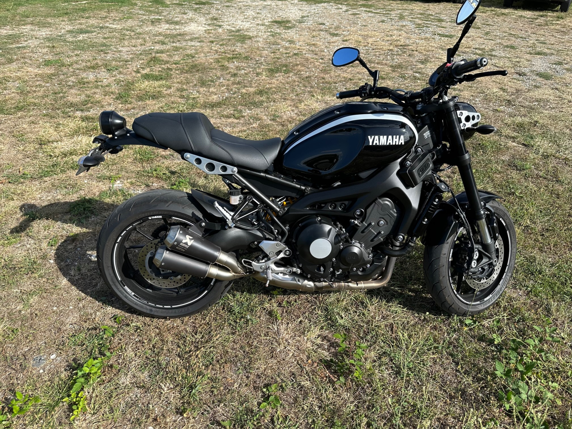 photo de YAMAHA XSR 900 850 occasion de couleur  en vente à Royan n°3