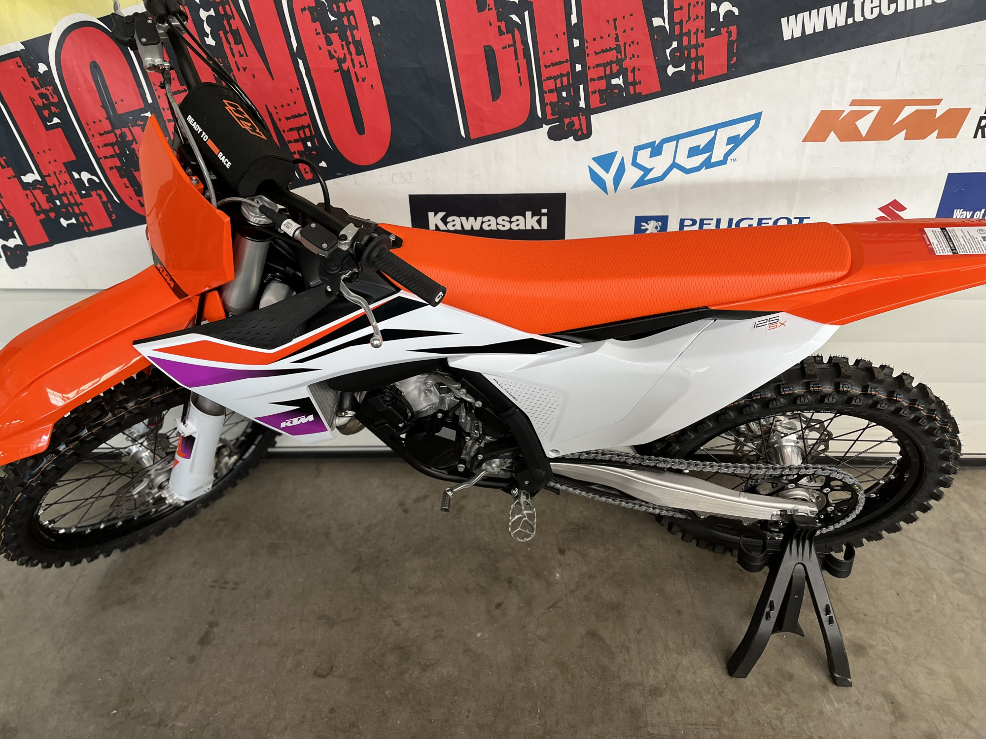 photo de KTM 125 SX 125 occasion de couleur  en vente à St Germain Laprade n°2