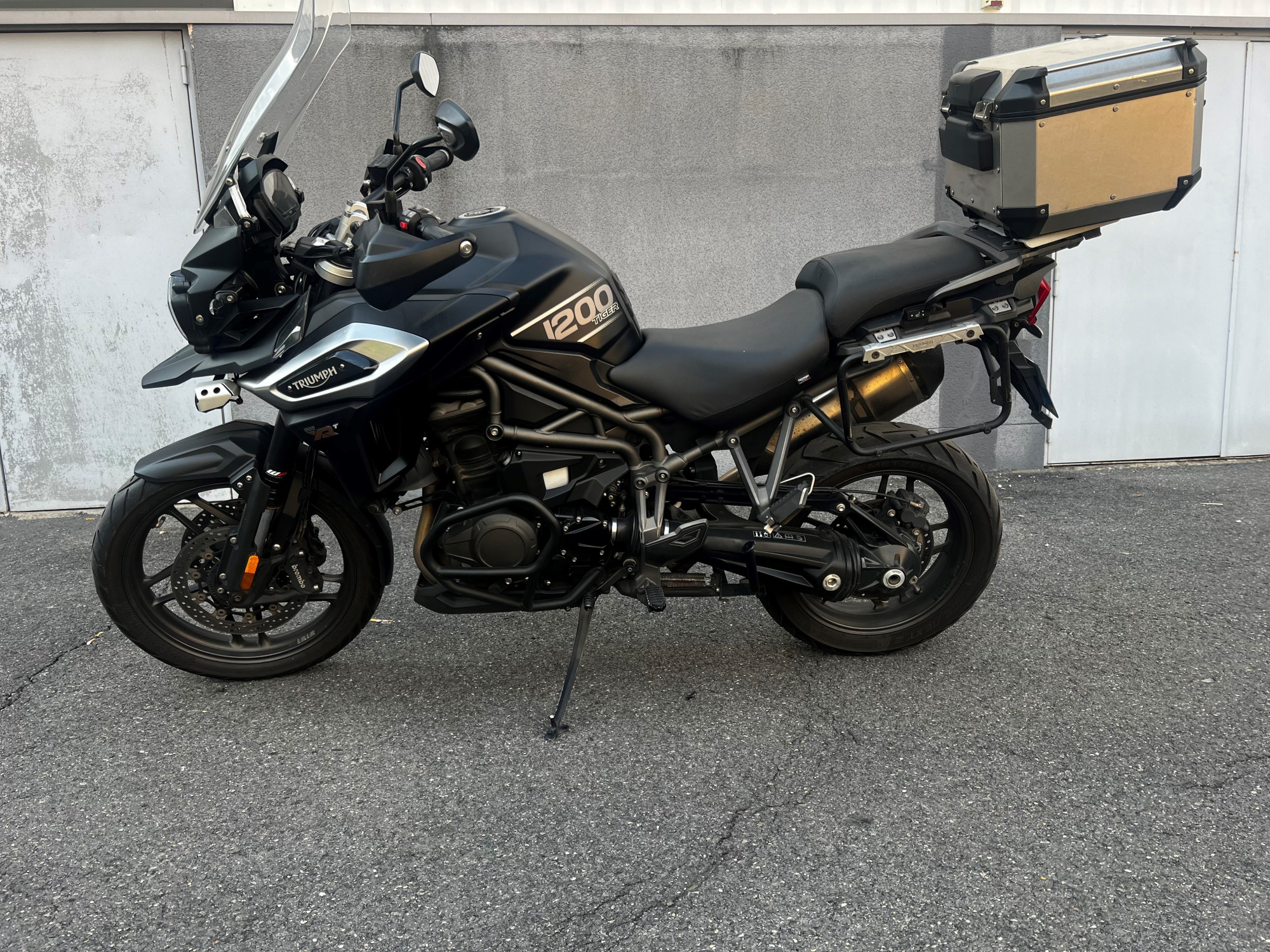 photo de TRIUMPH TIGER 1200 EXPLORER XRT 1200 occasion de couleur  en vente à Bonneuil Sur Marne n°1