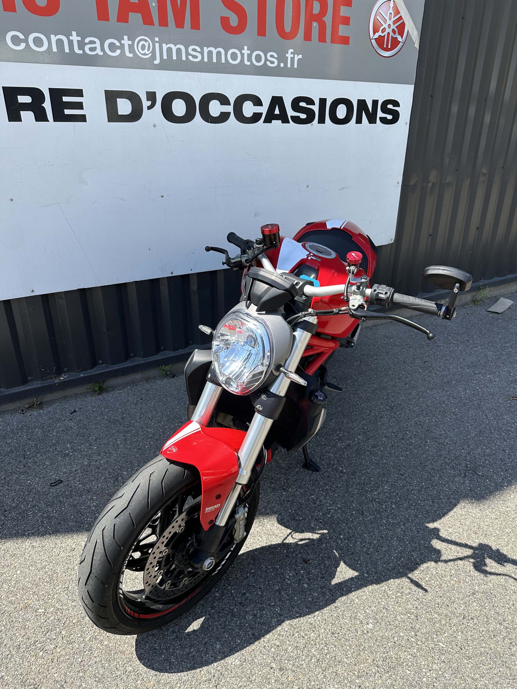 photo de DUCATI MONSTER 1200 1200 occasion de couleur  en vente à Avignon n°3