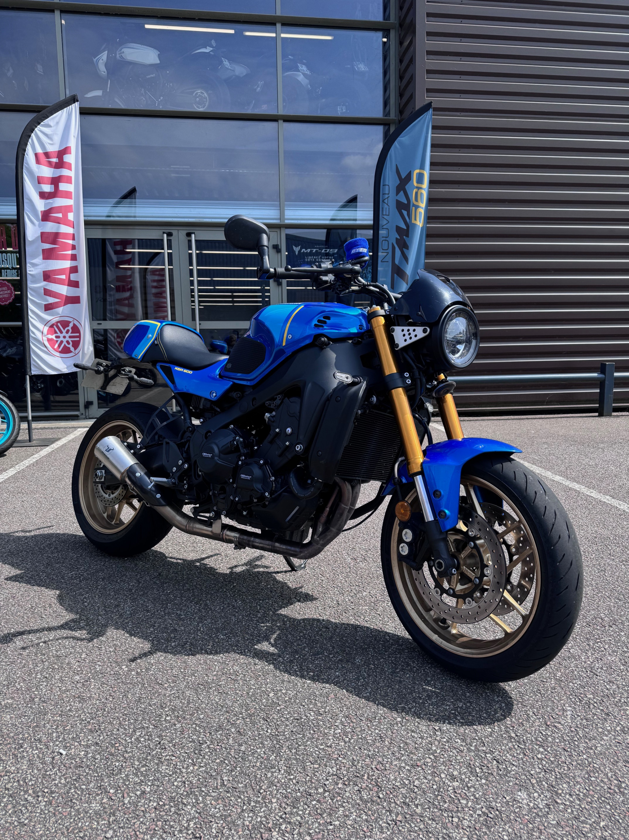 photo de YAMAHA XSR 900 850 occasion de couleur  en vente   Feytiat