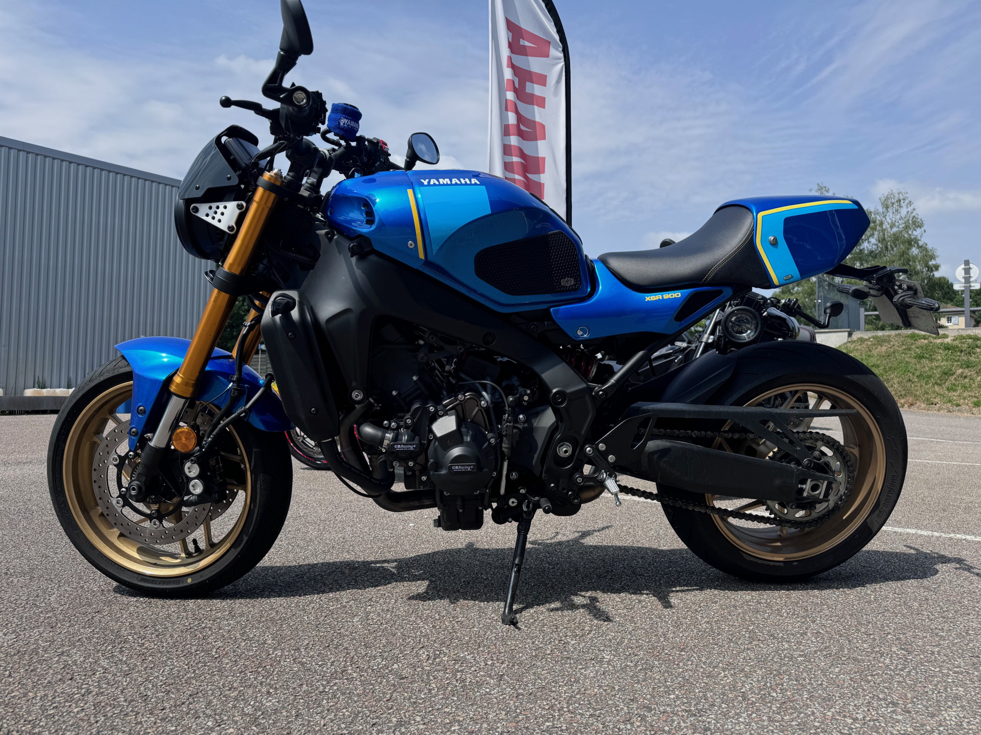 photo de YAMAHA XSR 900 850 occasion de couleur  en vente à Feytiat n°3