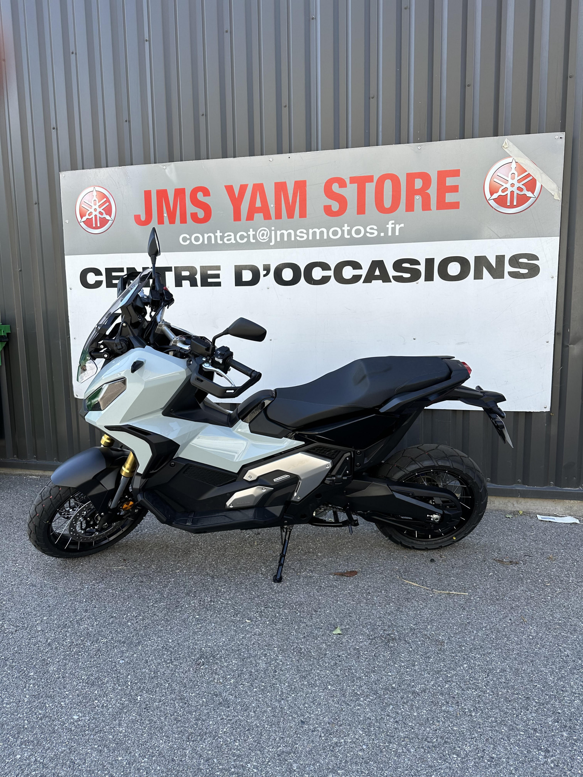 photo de HONDA X-ADV 750 occasion de couleur  en vente   Avignon