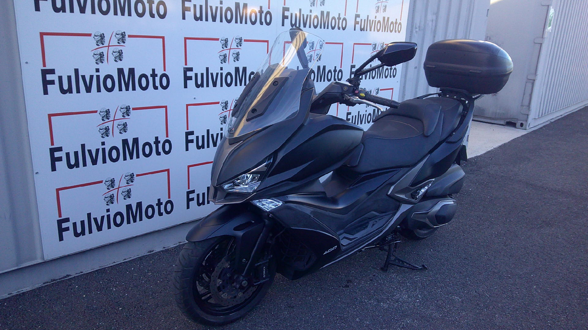 photo de KYMCO XCITING 400I 400 occasion de couleur  en vente à Arles n°3