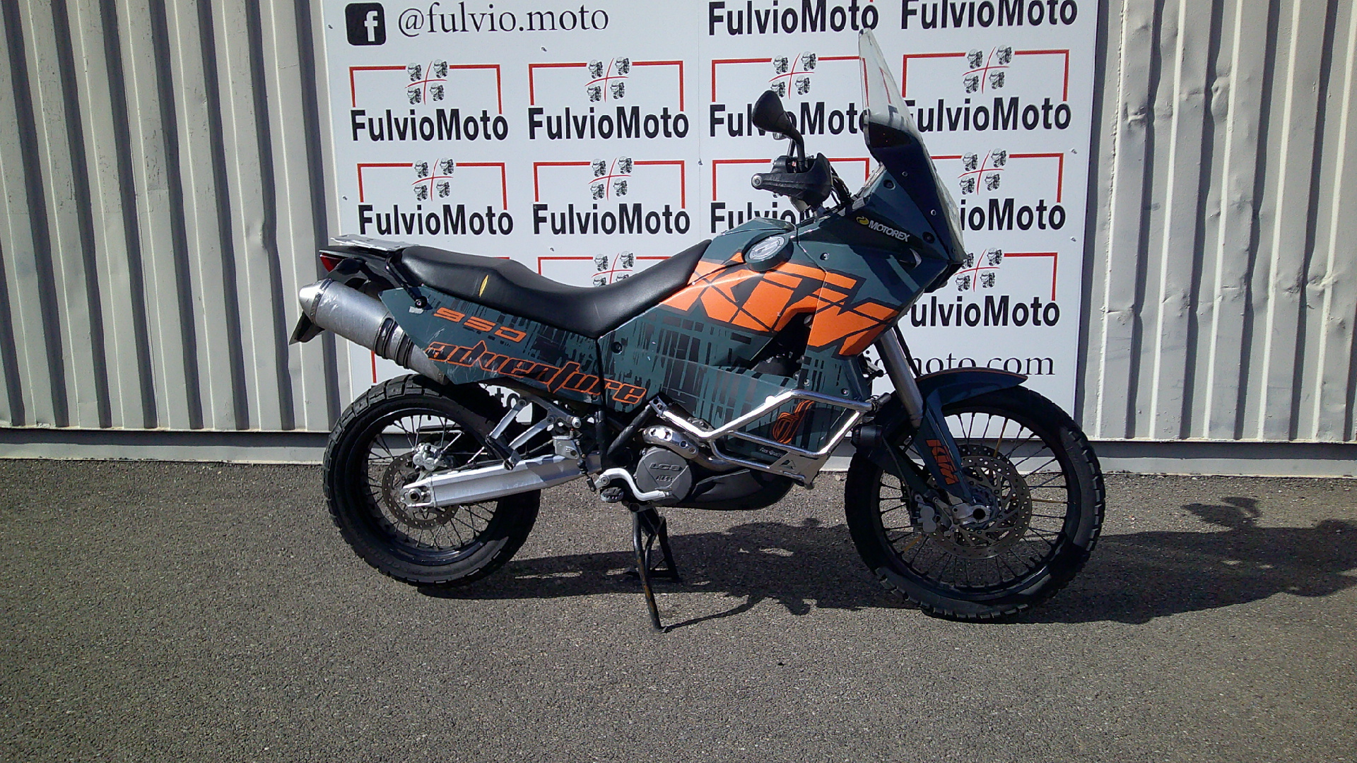 photo de KTM 950 ADVENTURE 950 occasion de couleur  en vente à Arles n°2