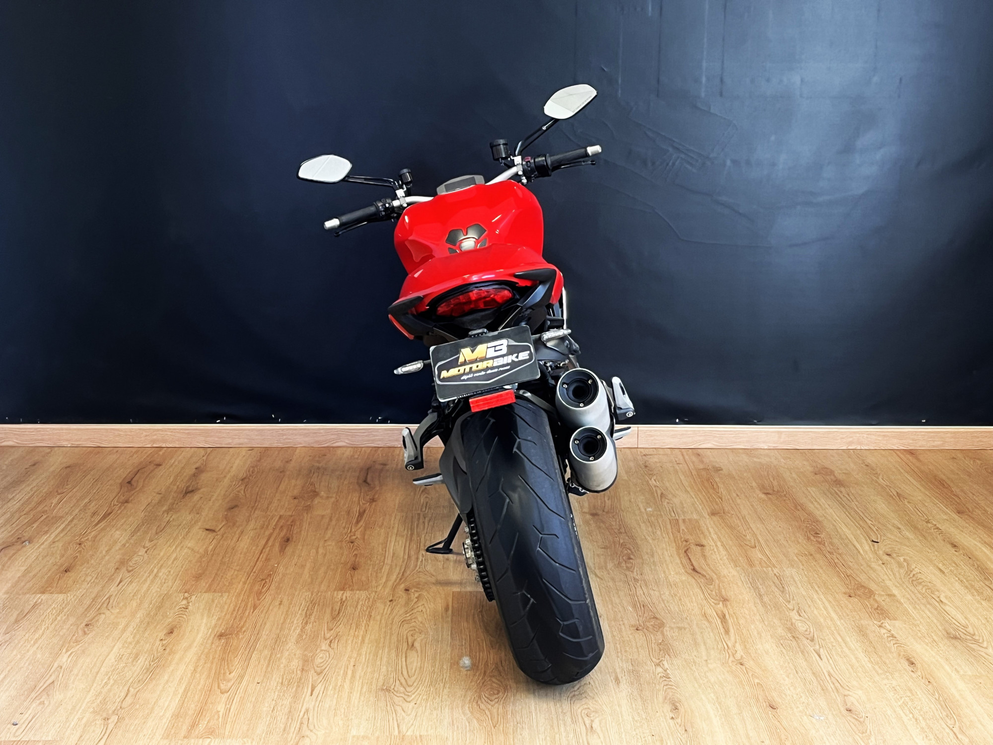 photo de DUCATI MONSTER 1200 1200 occasion de couleur  en vente à Sallertaine n°2