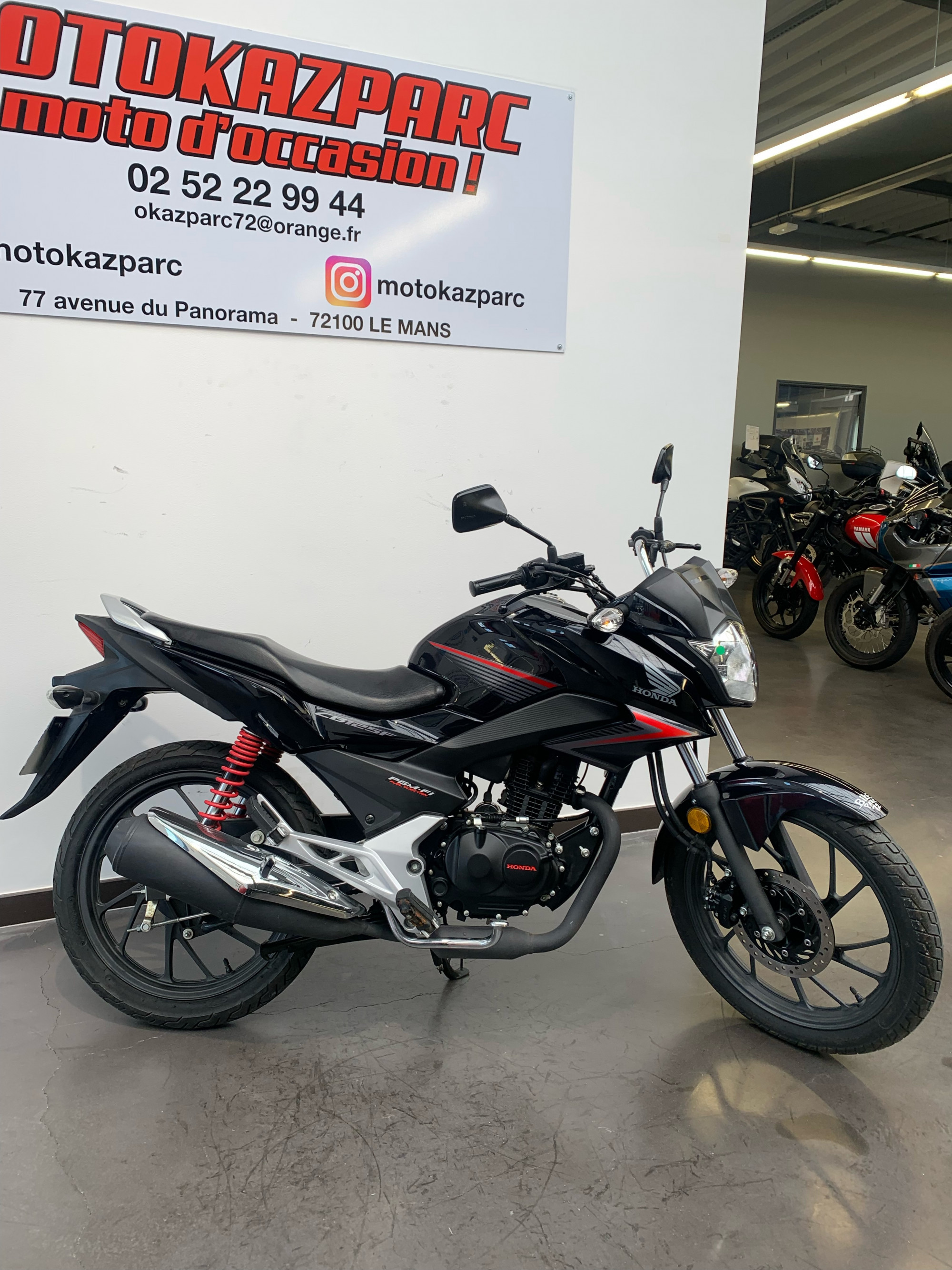 photo de HONDA CB 125 125 occasion de couleur  en vente à Le Mans n°1