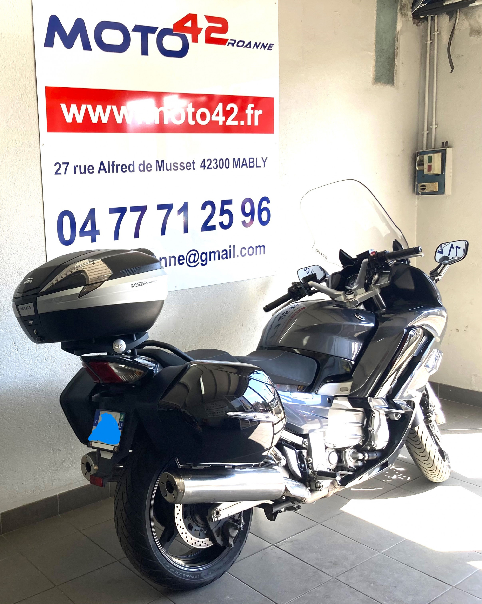 photo de YAMAHA FJR 1300 occasion de couleur  en vente   Mably