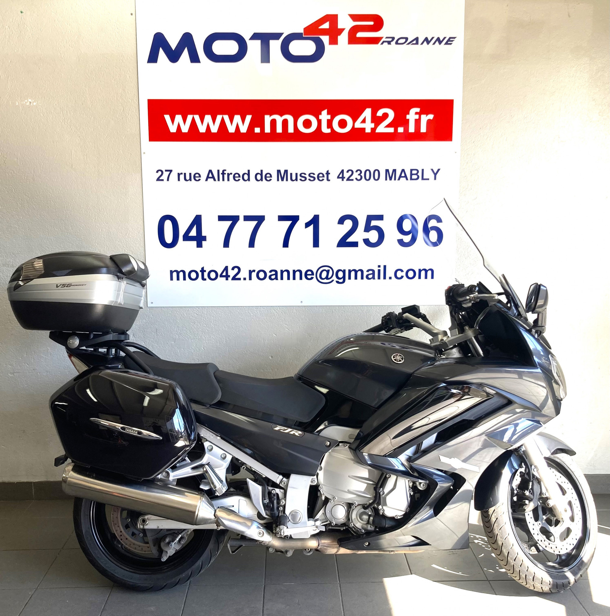 photo de YAMAHA FJR 1300 occasion de couleur  en vente à Mably n°3