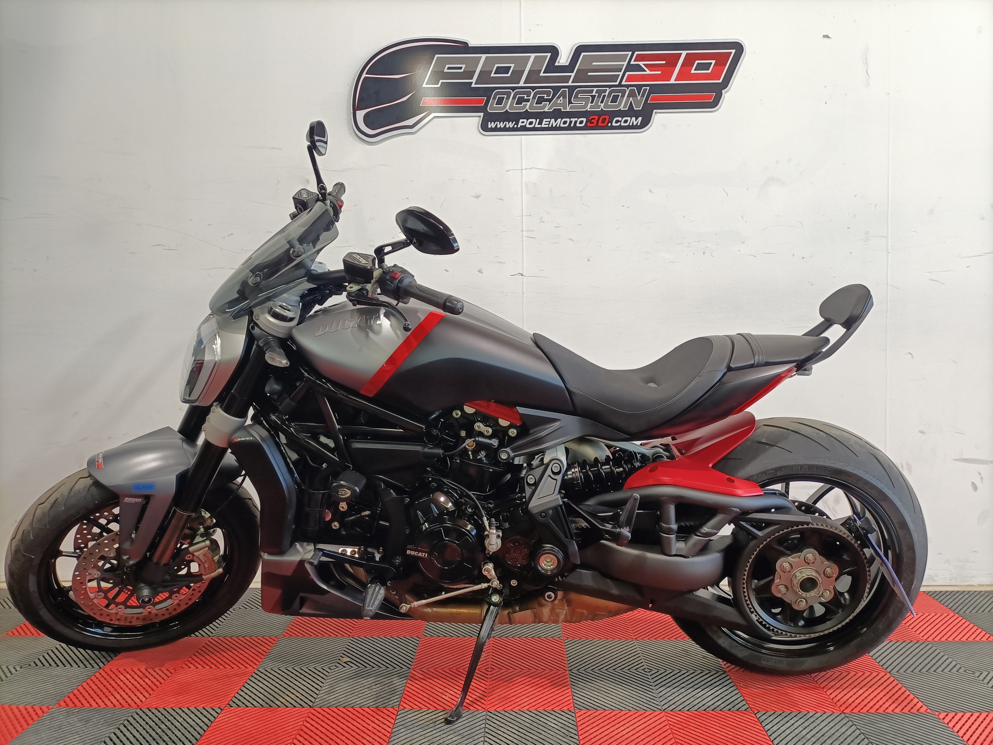 photo de DUCATI XDIAVEL DARK 1260 occasion de couleur  en vente à Nimes n°2