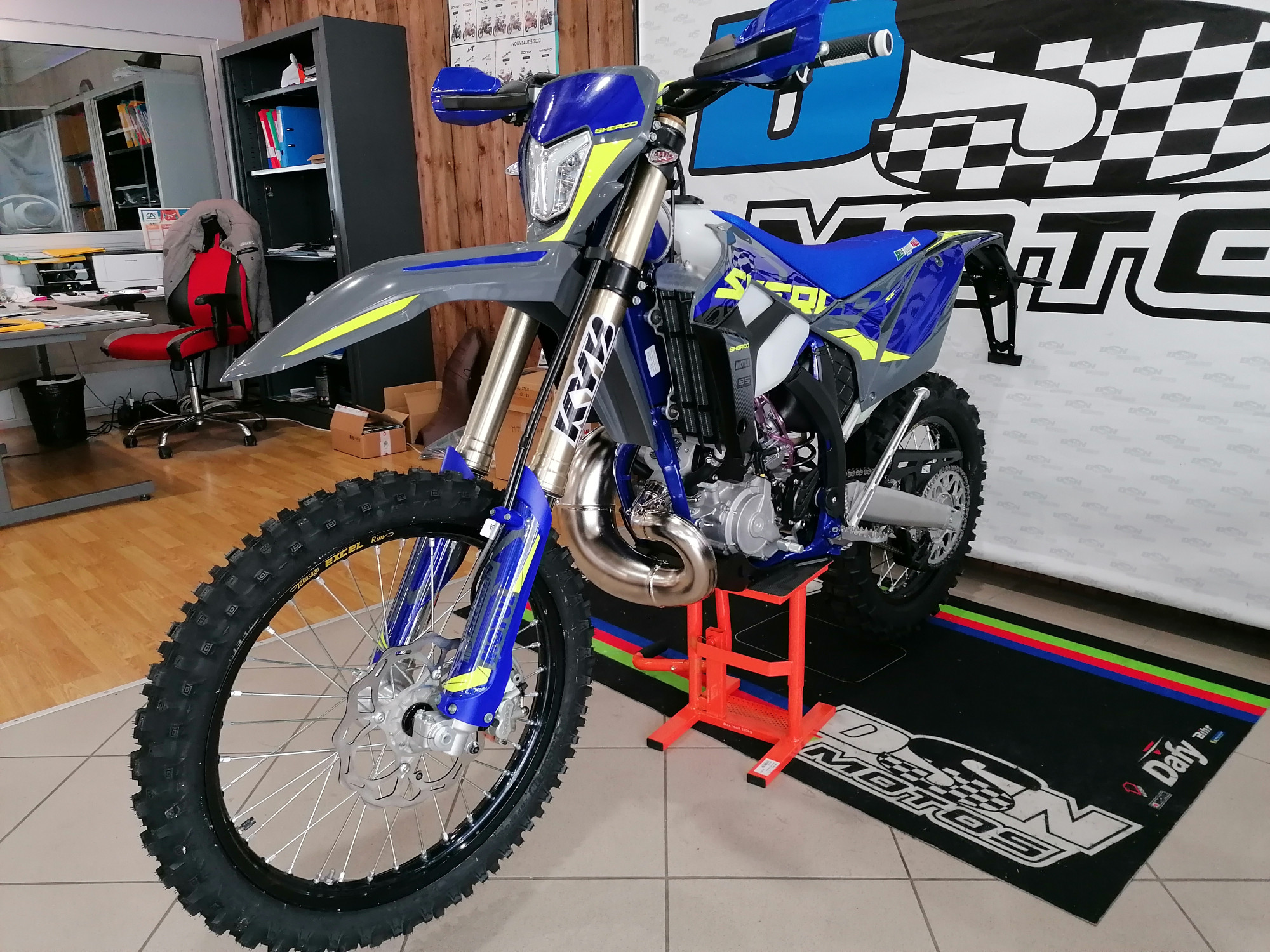 photo de SHERCO SE 250 FACTORY 250 occasion de couleur  en vente à Toulenne n°3