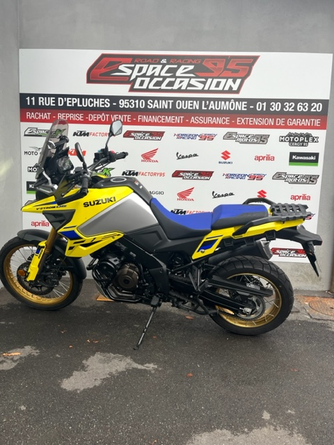 photo de SUZUKI DL 1050 V-STROM DE 1050 occasion de couleur  en vente à St Ouen L Aumone n°2