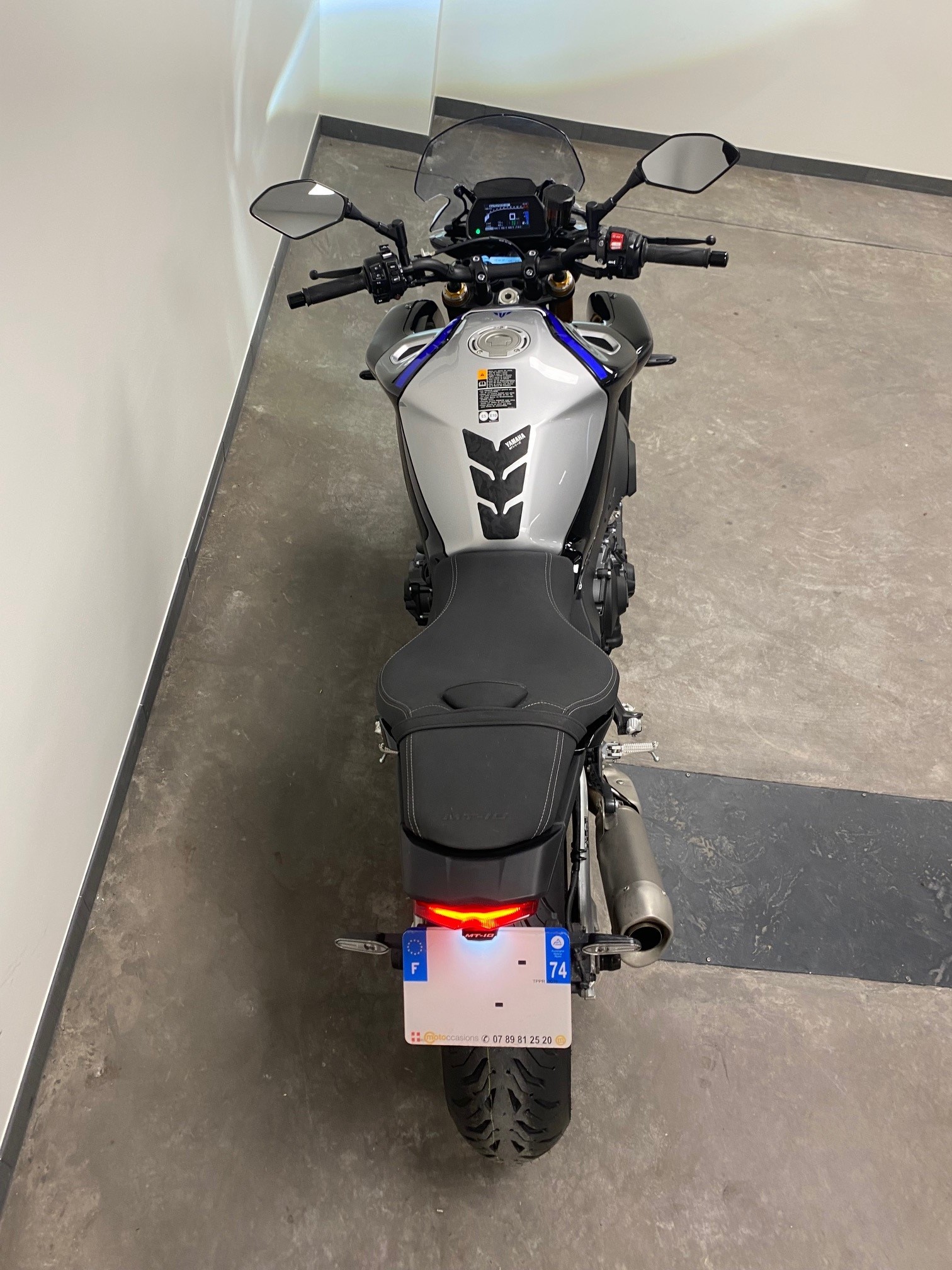 photo de YAMAHA MT-10 SP 1000 occasion de couleur  en vente à Epagny n°2