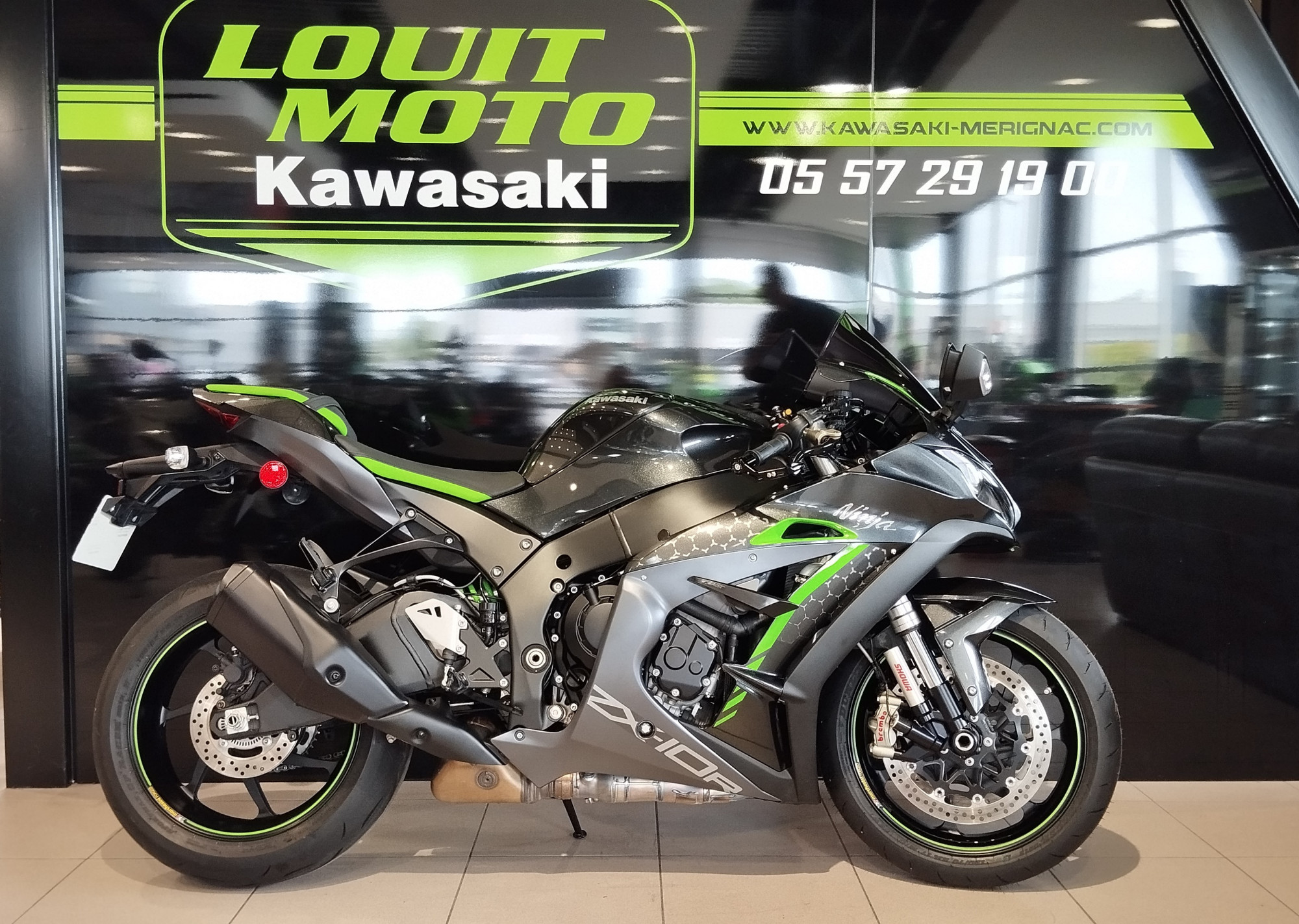 photo de KAWASAKI ZX-10R 998 occasion de couleur  en vente à Merignac n°1