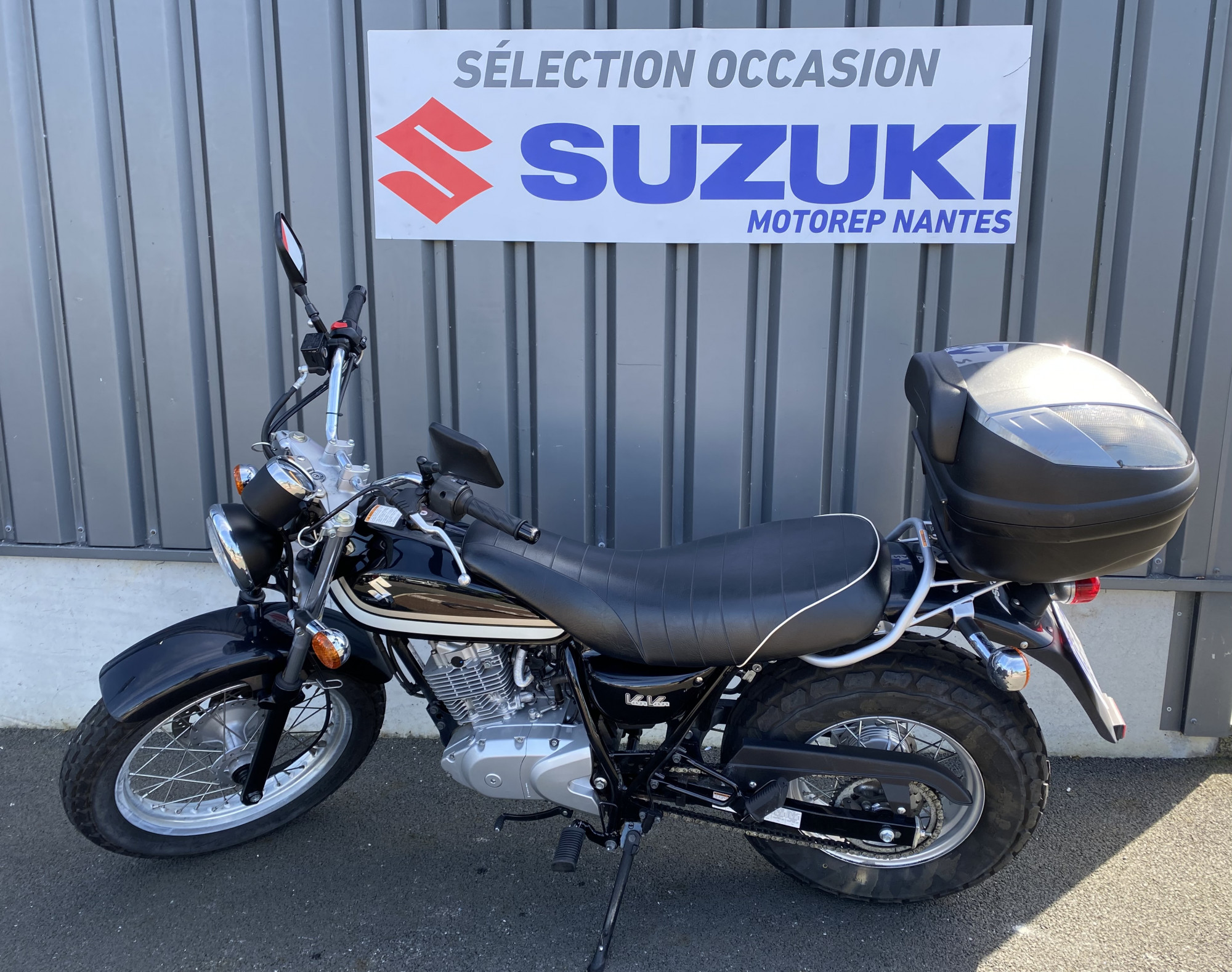 photo de SUZUKI RV 125 VANVAN 125 occasion de couleur  en vente à Orvault n°1