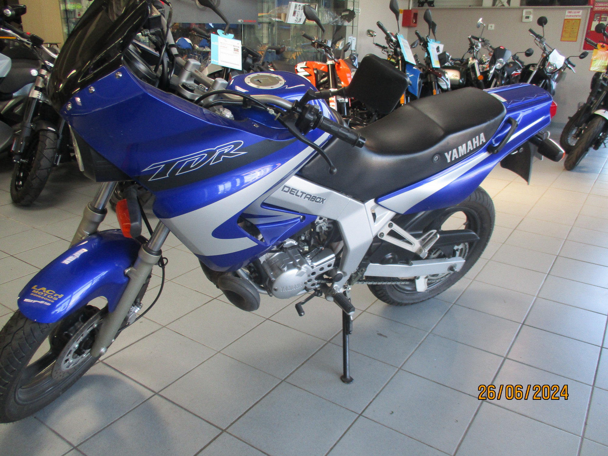 photo de YAMAHA TDR 125 occasion de couleur  en vente à Soissons n°1