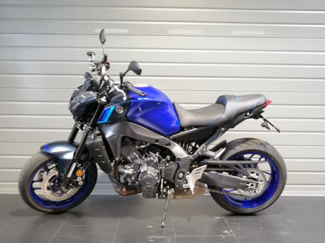 photo de YAMAHA MT-09 850 occasion de couleur  en vente à La Roche Sur Yon n°3