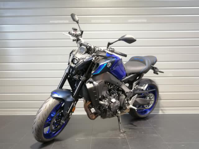 photo de YAMAHA MT-09 850 occasion de couleur  en vente à La Roche Sur Yon n°2