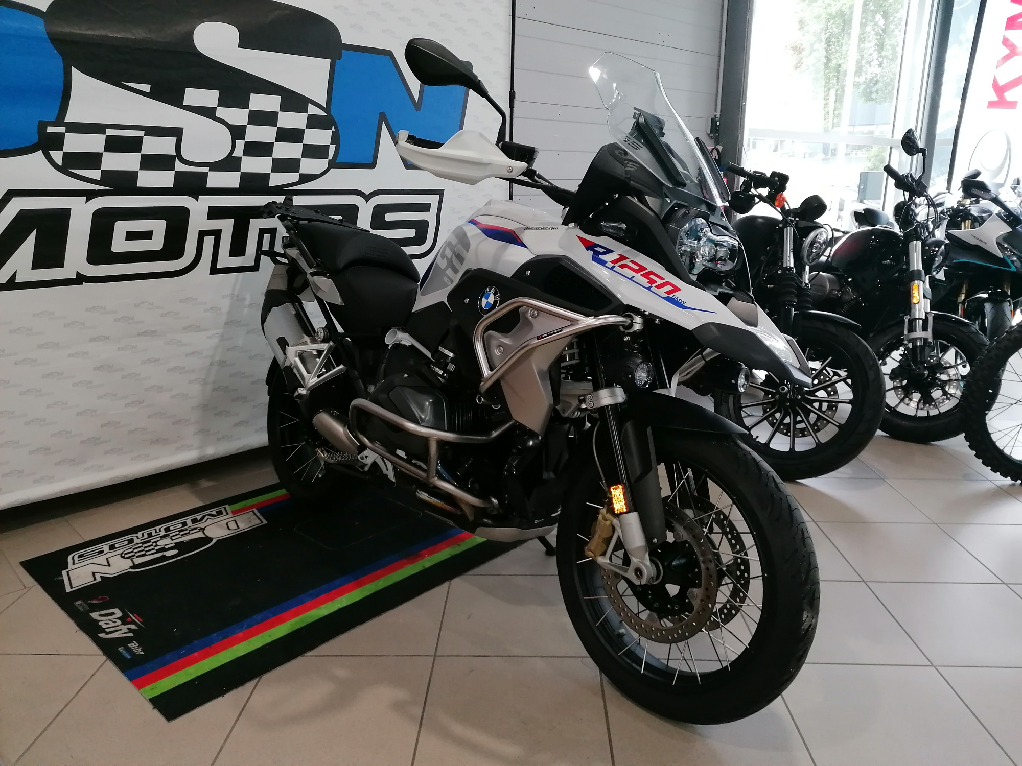 photo de BMW R 1250 GS 1250 occasion de couleur  en vente à Toulenne n°3