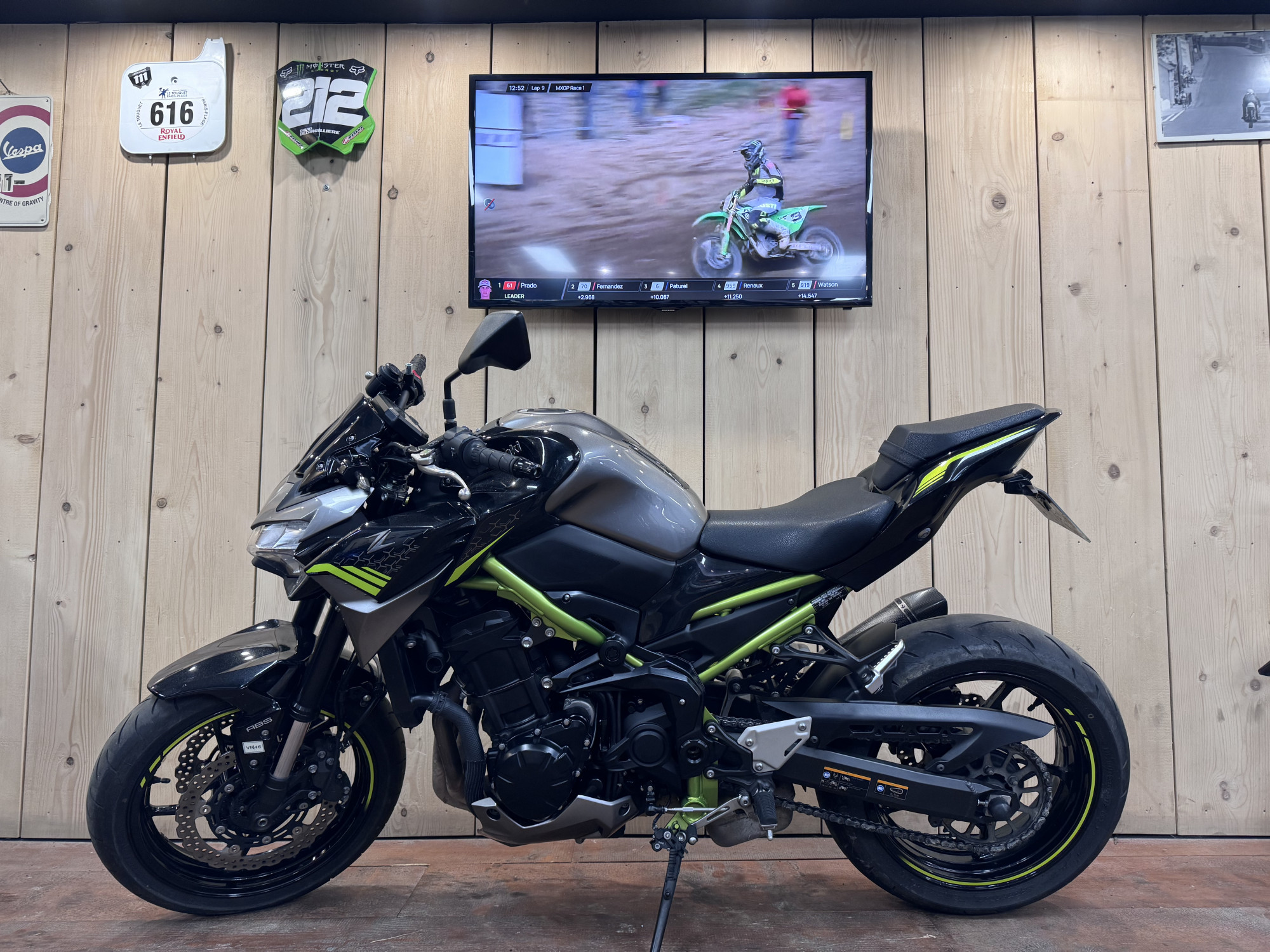 photo de KAWASAKI Z 900 900 occasion de couleur  en vente à Chambourcy n°3