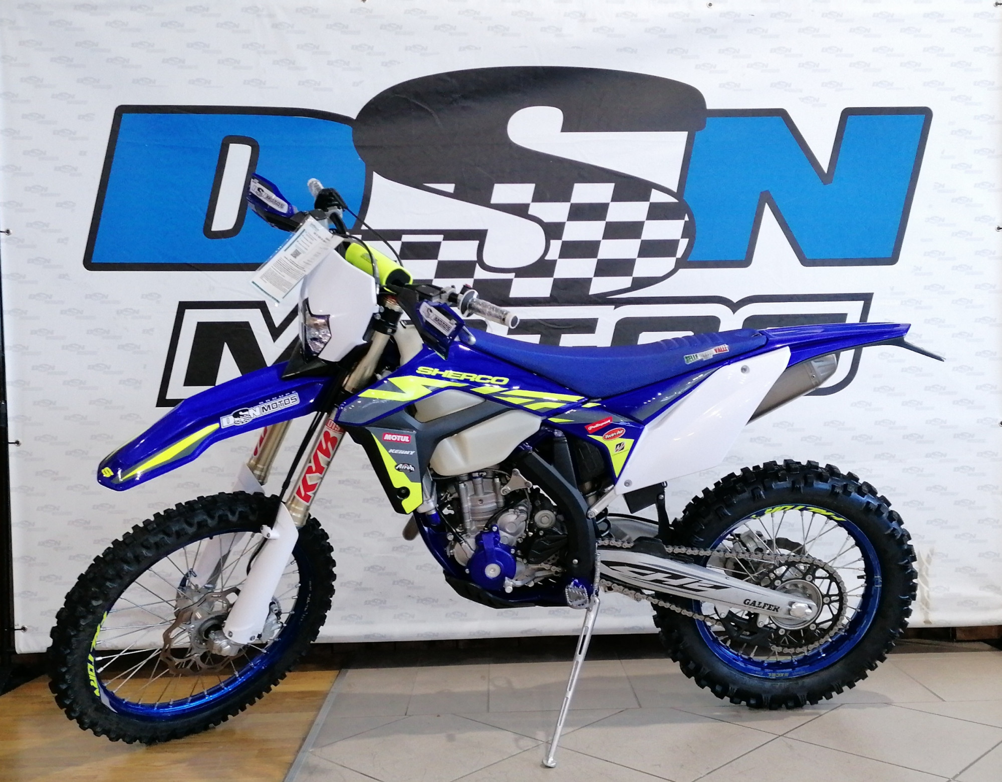 photo de SHERCO ENDURO 300 occasion de couleur  en vente à Toulenne n°2