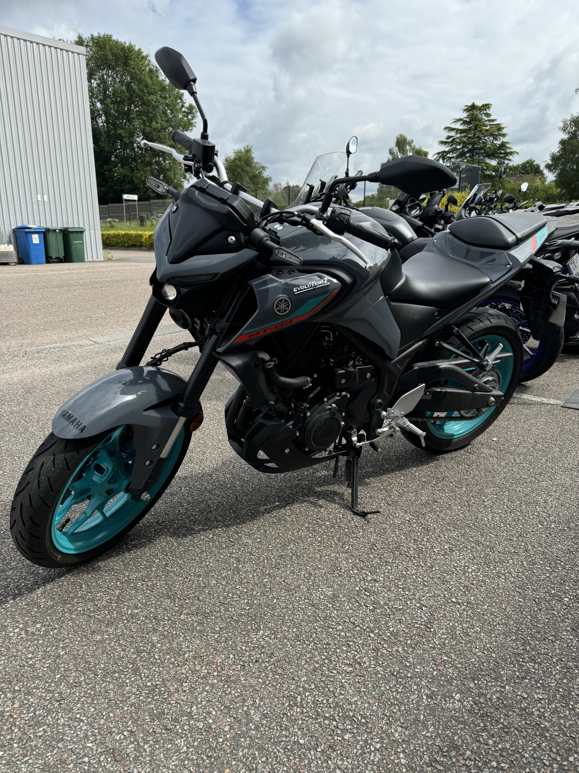 photo de YAMAHA MT 321 occasion de couleur  en vente à Feytiat n°3