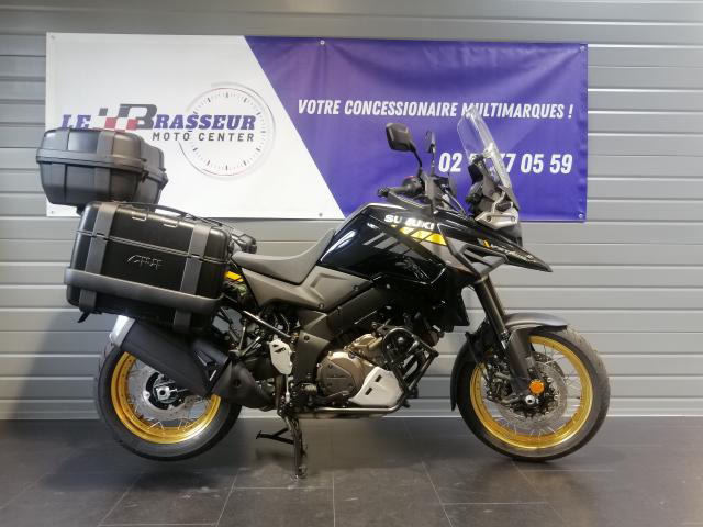 photo de SUZUKI DL 1050 V-STROM XT 1050 occasion de couleur  en vente à La Roche Sur Yon n°2