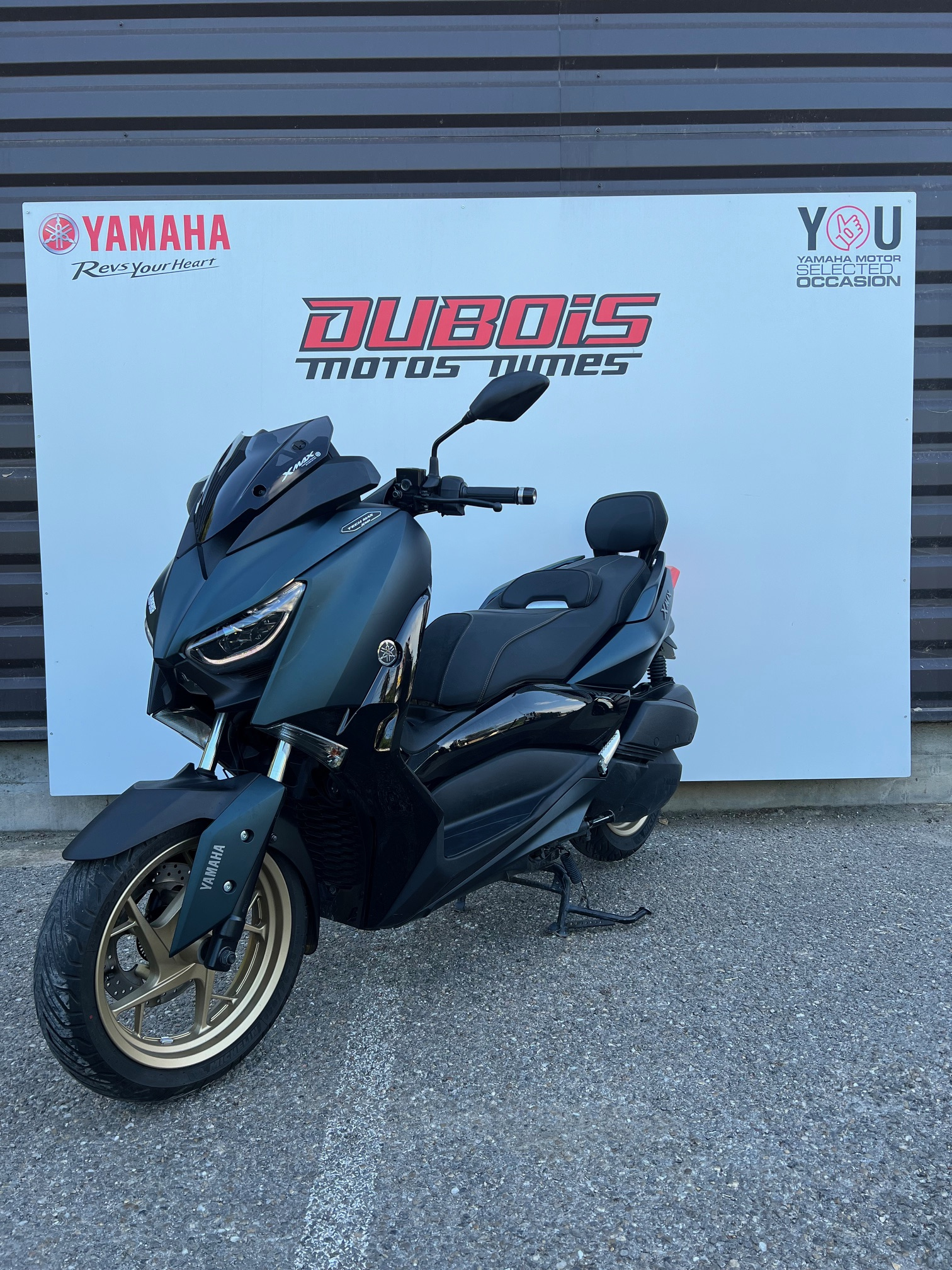 photo de YAMAHA XMAX 300 TECH MAX 300 occasion de couleur  en vente à Nimes n°2