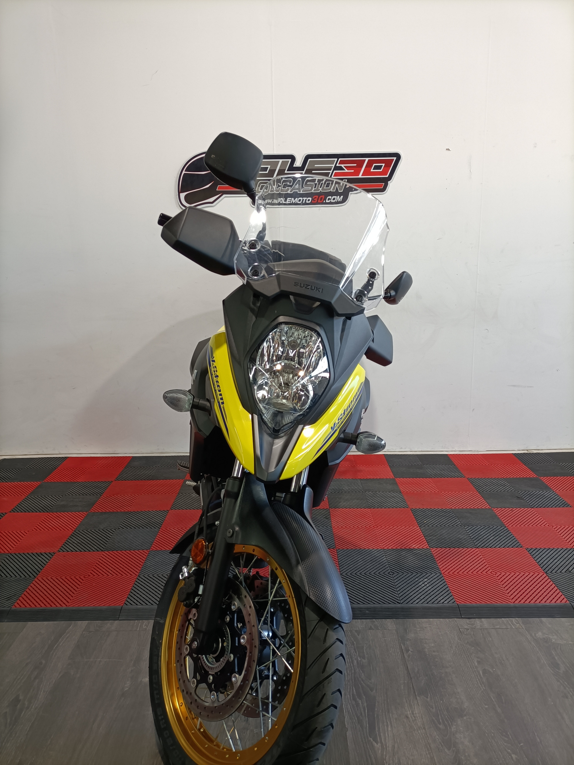 photo de SUZUKI DL 650 V-STROM 650 occasion de couleur  en vente à Nimes n°3