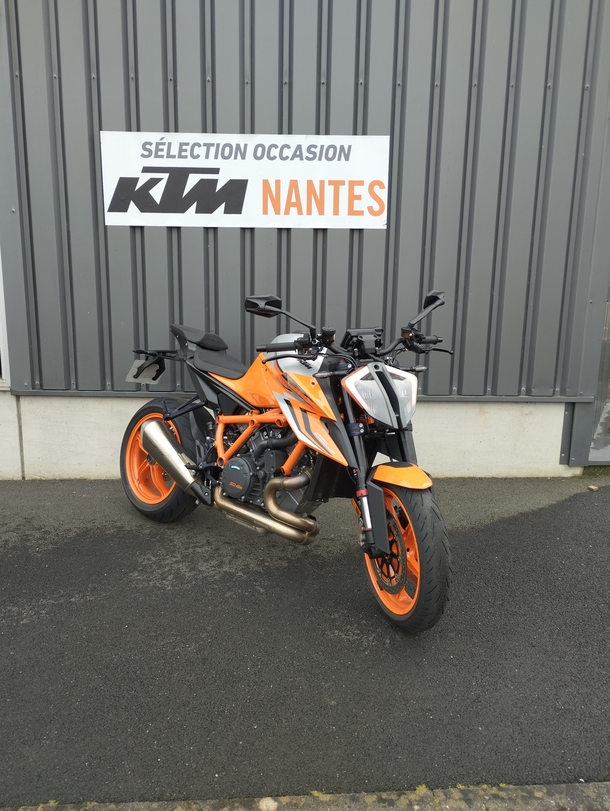 photo de KTM 1290 SUPER DUKE R 1290 occasion de couleur  en vente à Orvault n°2