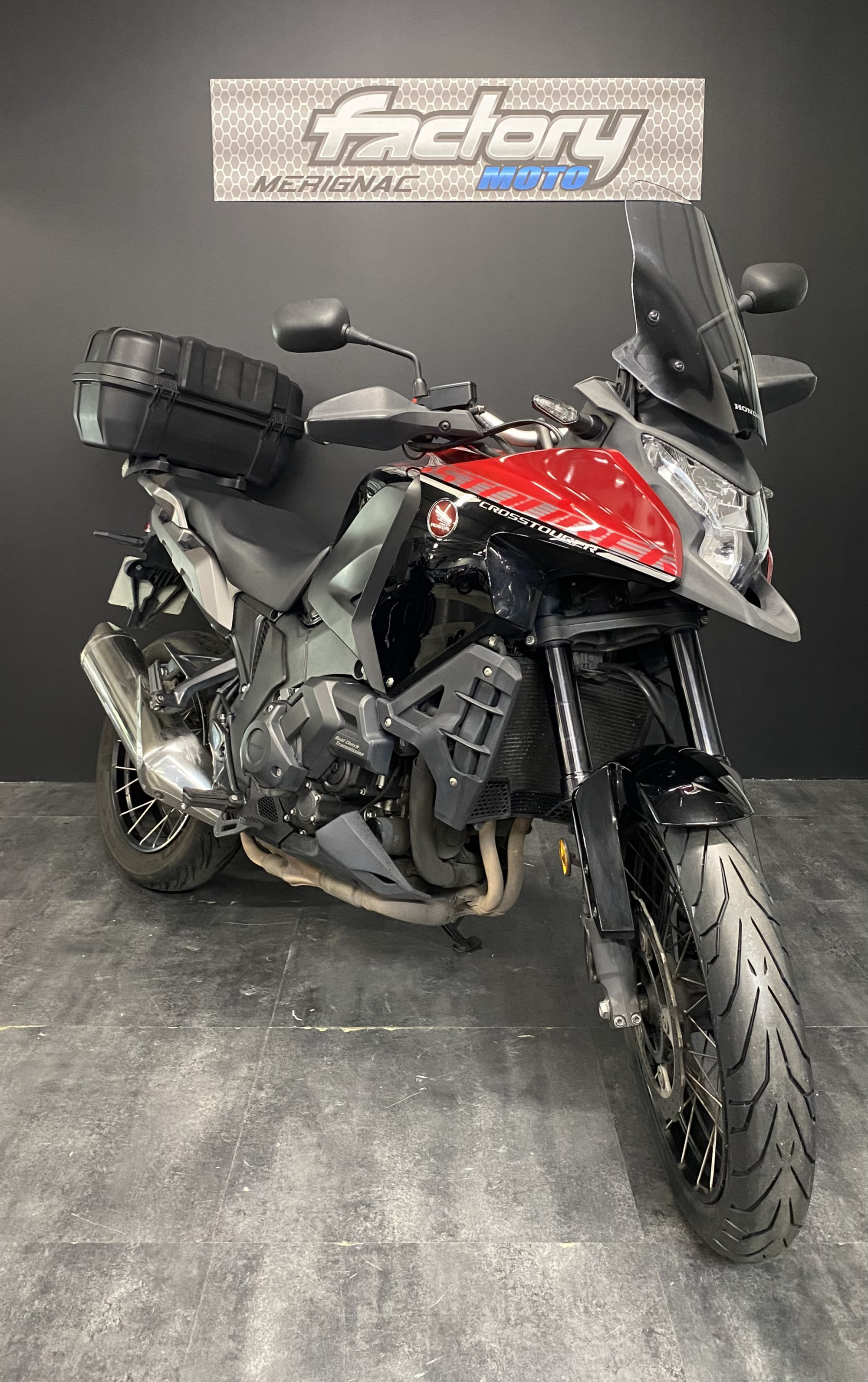 photo de HONDA VFR 1200 XD 1200 occasion de couleur  en vente   Merignac