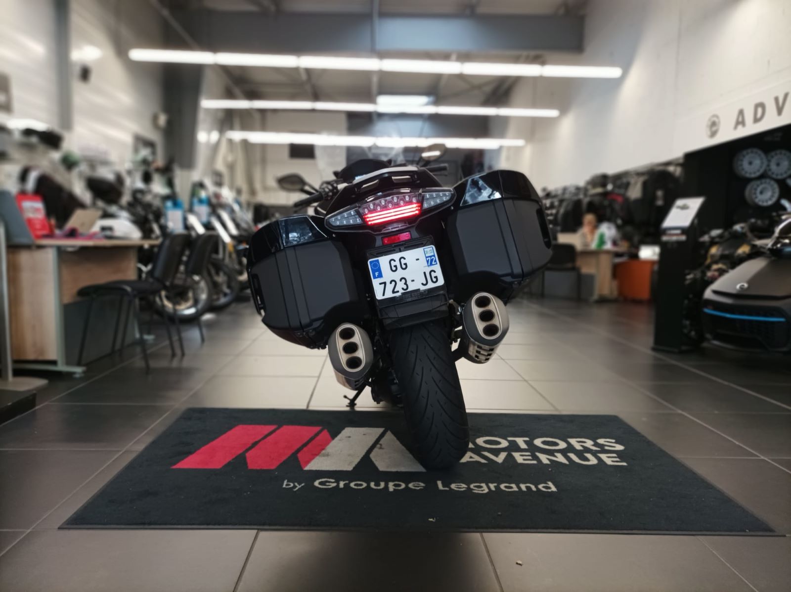 photo de BMW K 1600 GT 1600 occasion de couleur  en vente à Le Mans n°2