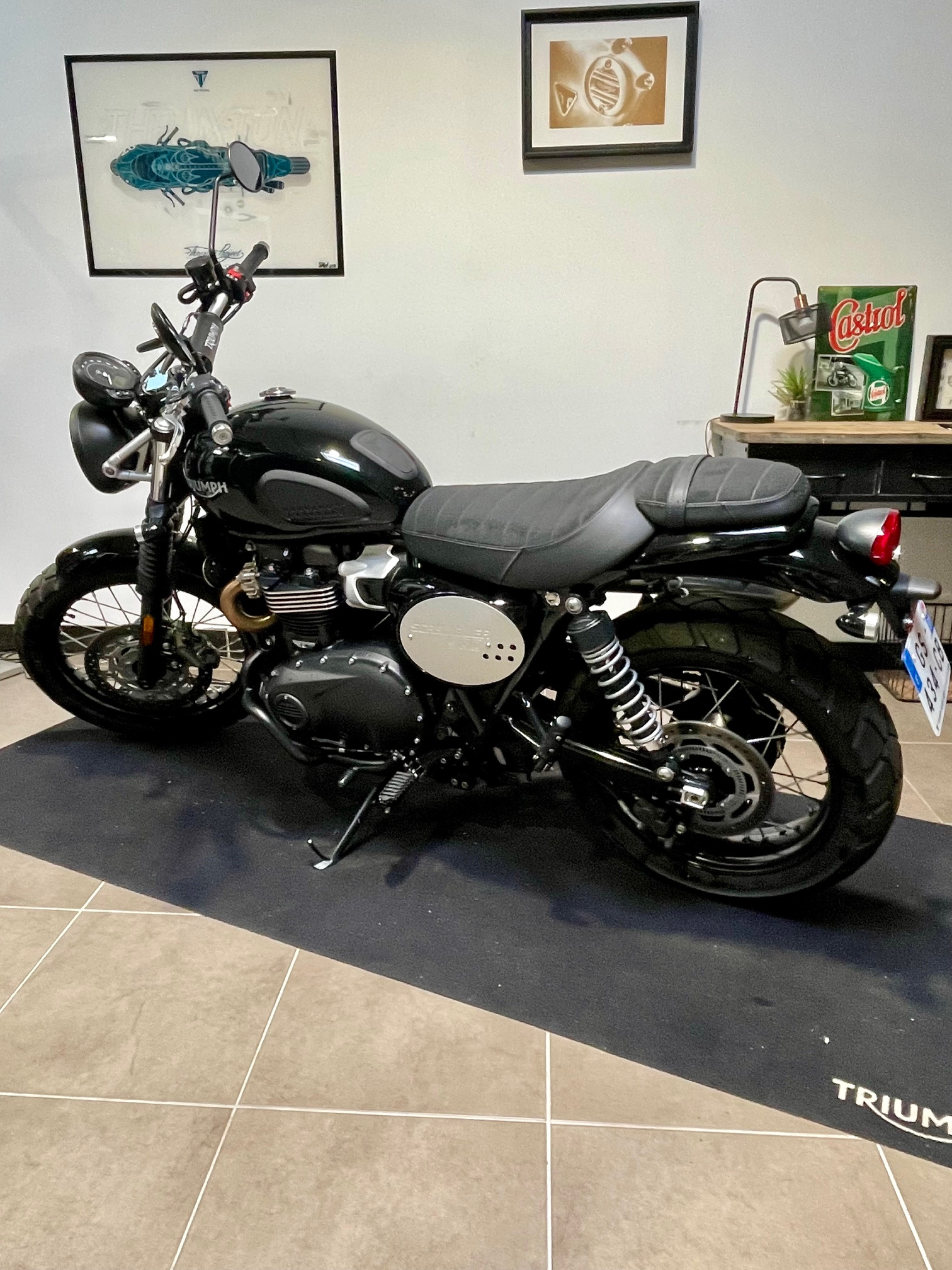 photo de TRIUMPH SCRAMBLER 900 900 occasion de couleur  en vente à Montlhery n°2