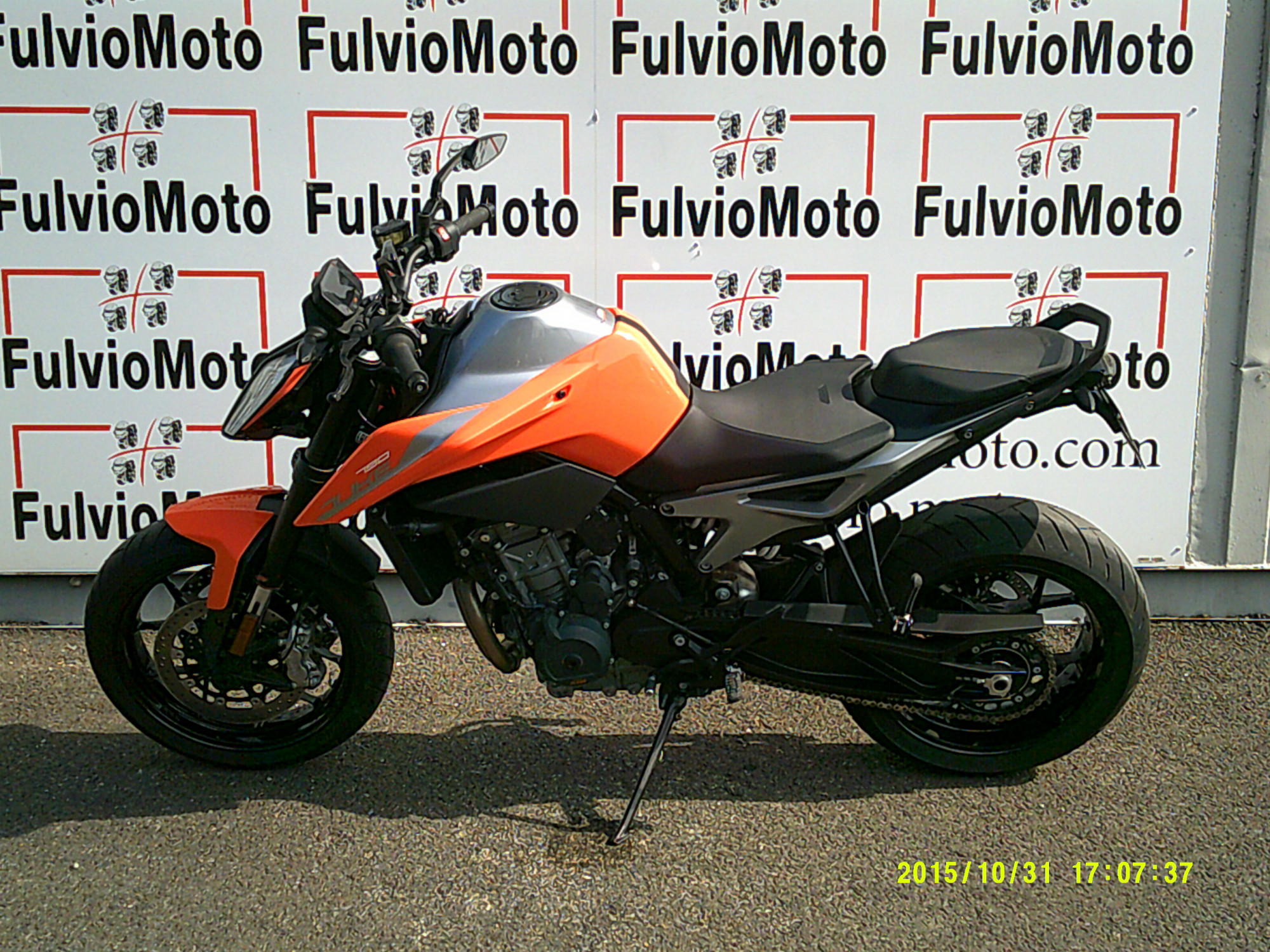 photo de KTM 790 DUKE 790 occasion de couleur  en vente   Arles