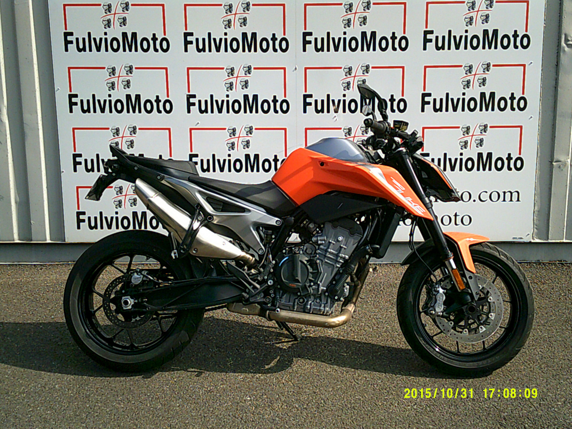 photo de KTM 790 DUKE 790 occasion de couleur  en vente à Arles n°3