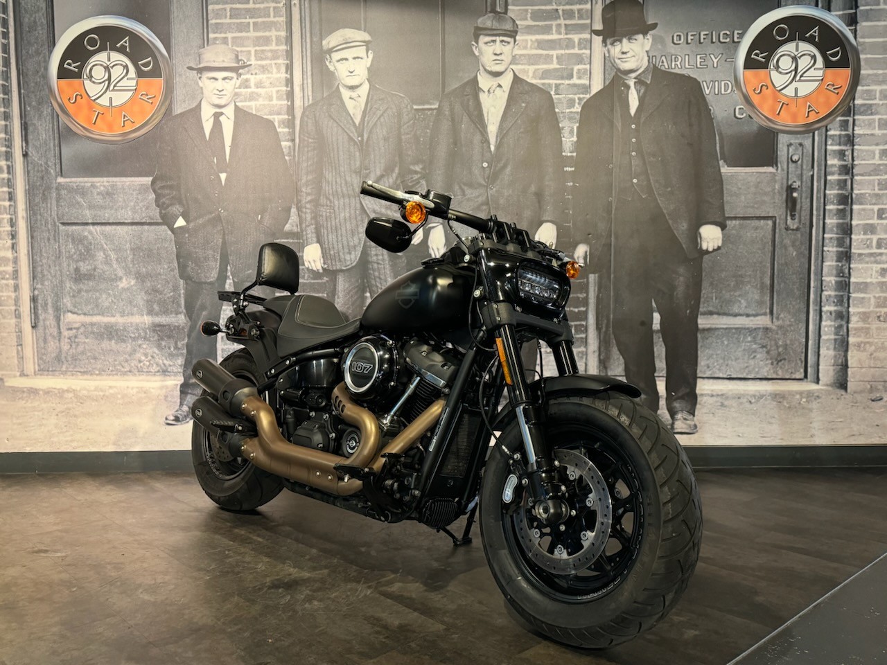 photo de HARLEY DAVIDSON SOFTAIL FAT BOB 1745 1745 occasion de couleur  en vente à St Cloud n°2