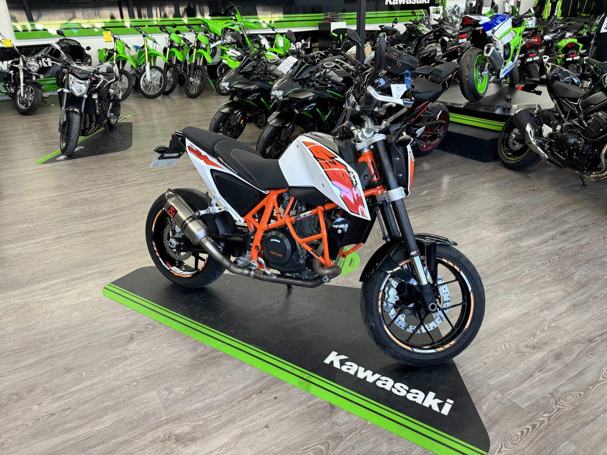 photo de KTM 690 DUKE ABS 650 occasion de couleur  en vente à Nimes n°1