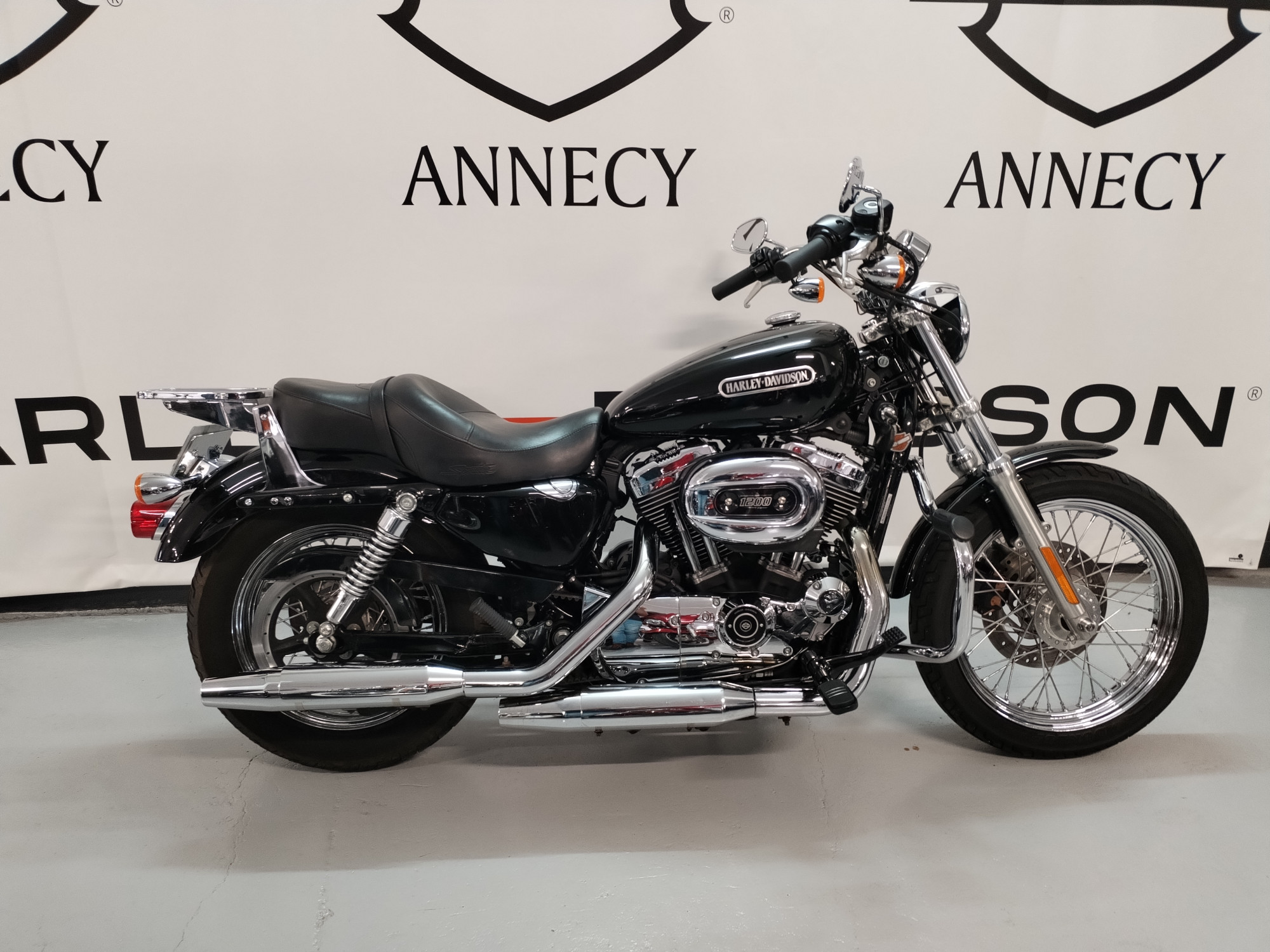 photo de HARLEY DAVIDSON SPORTSTER 1200 LOW 1200 occasion de couleur  en vente   Seynod