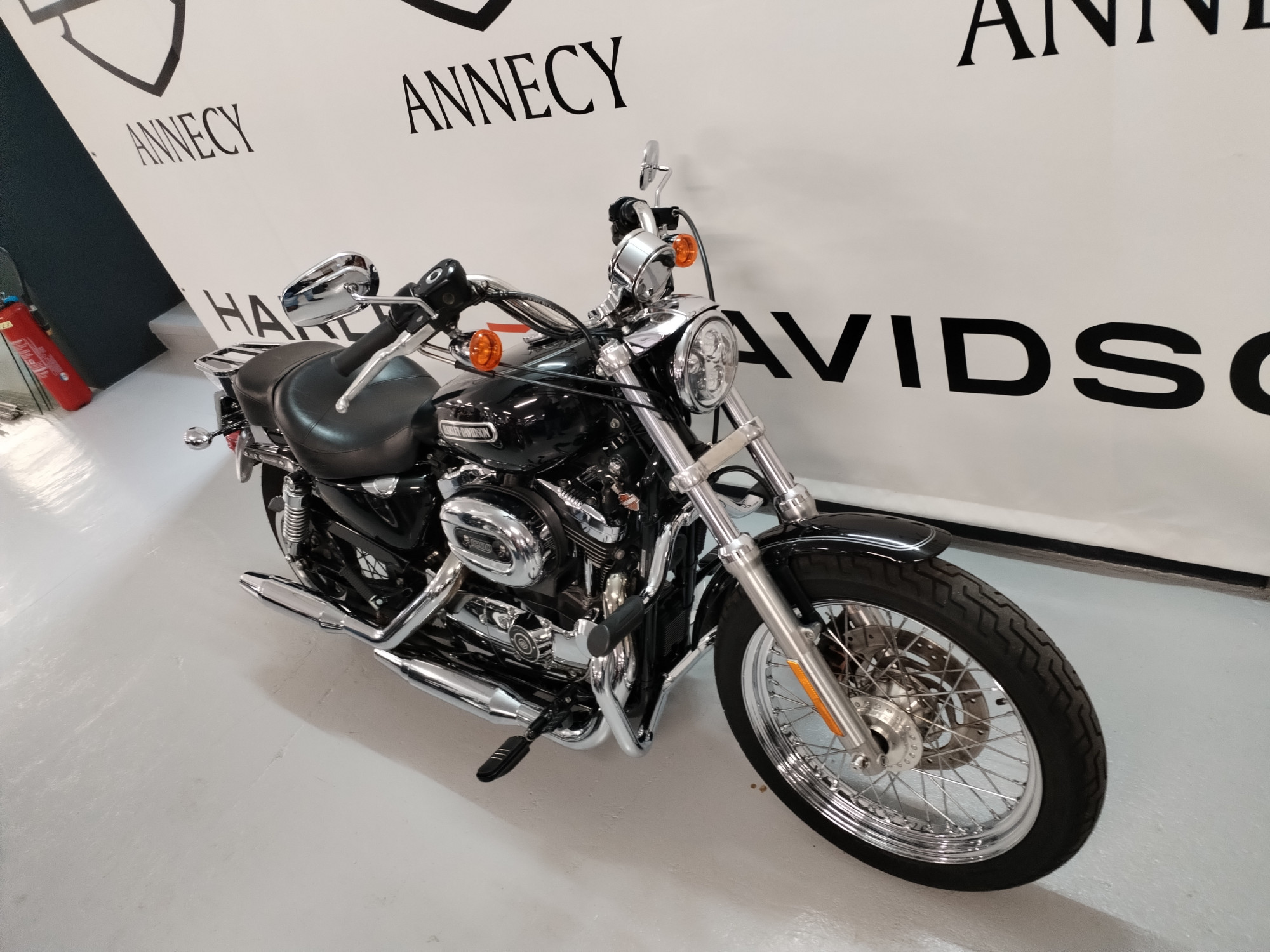 photo de HARLEY DAVIDSON SPORTSTER 1200 LOW 1200 occasion de couleur  en vente à Seynod n°2