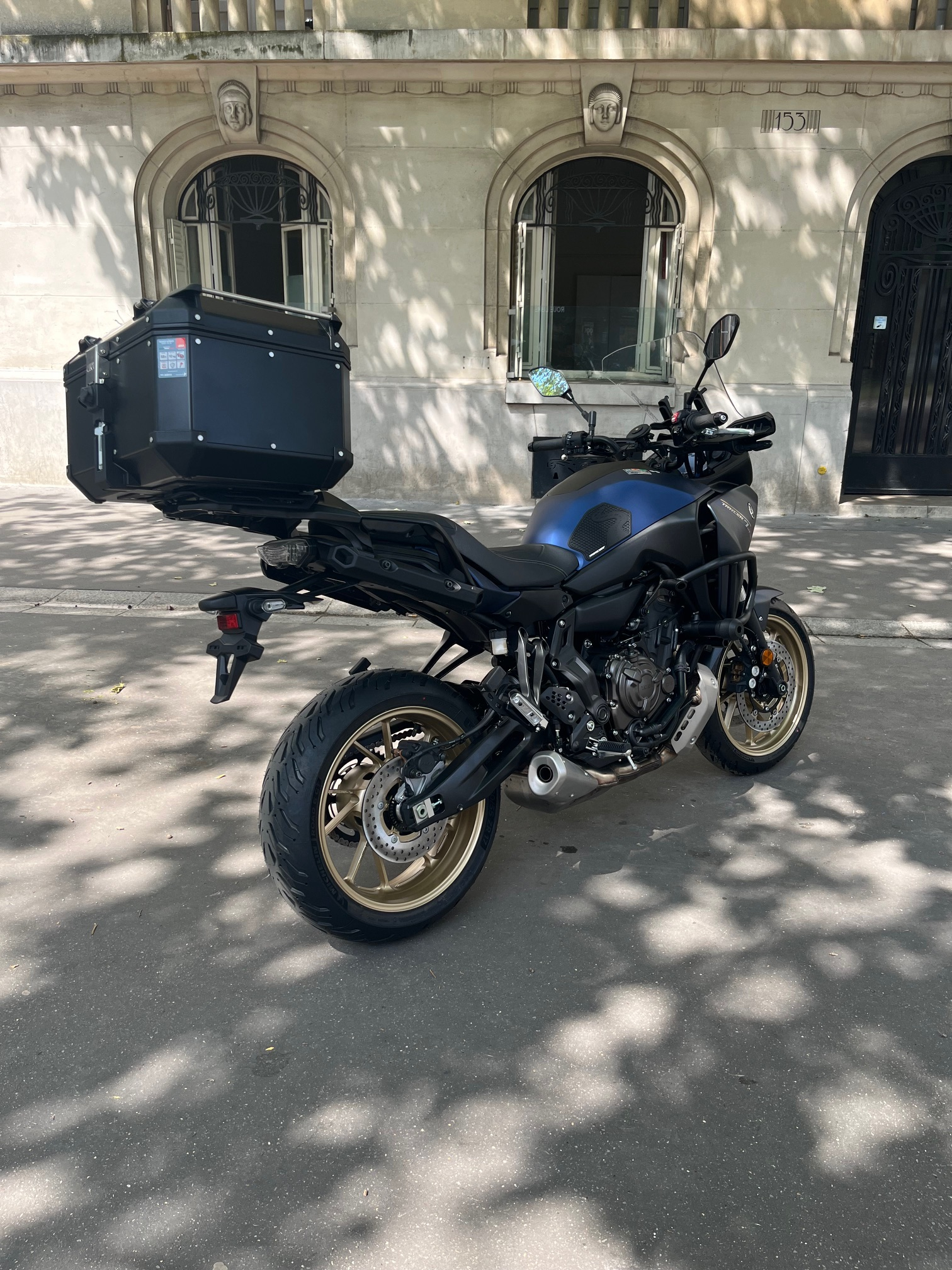 photo de YAMAHA TRACER 7 GT 689 occasion de couleur  en vente à Paris 15 n°3