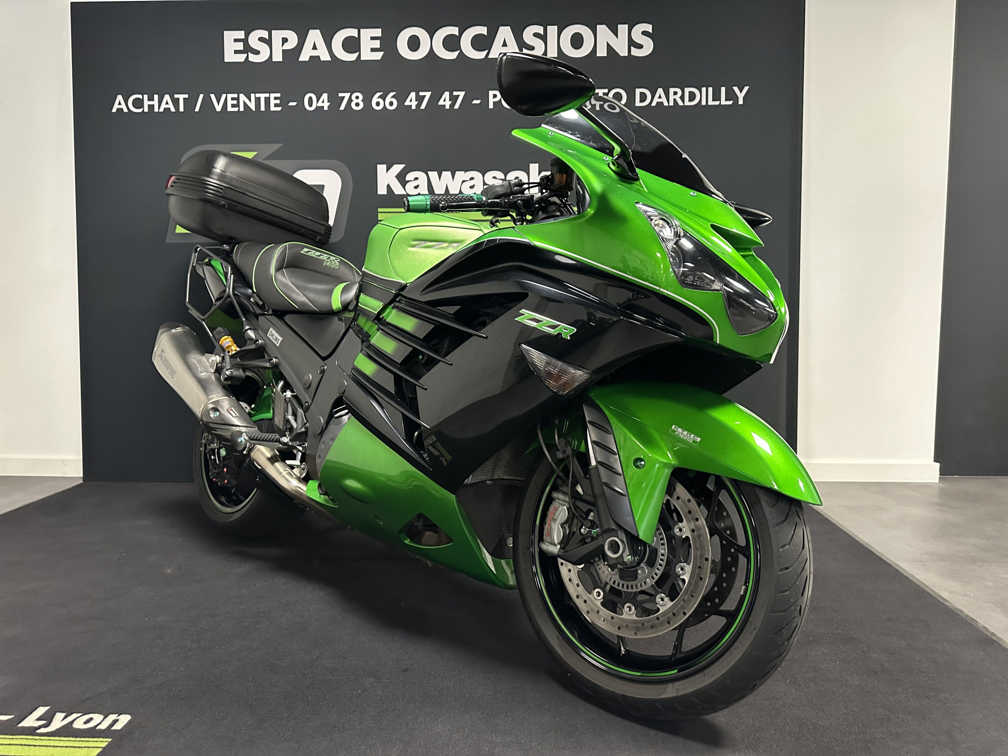 photo de KAWASAKI ZZR 1400 PERFORMANCE SPORT 1400 occasion de couleur  en vente à Dardilly n°3