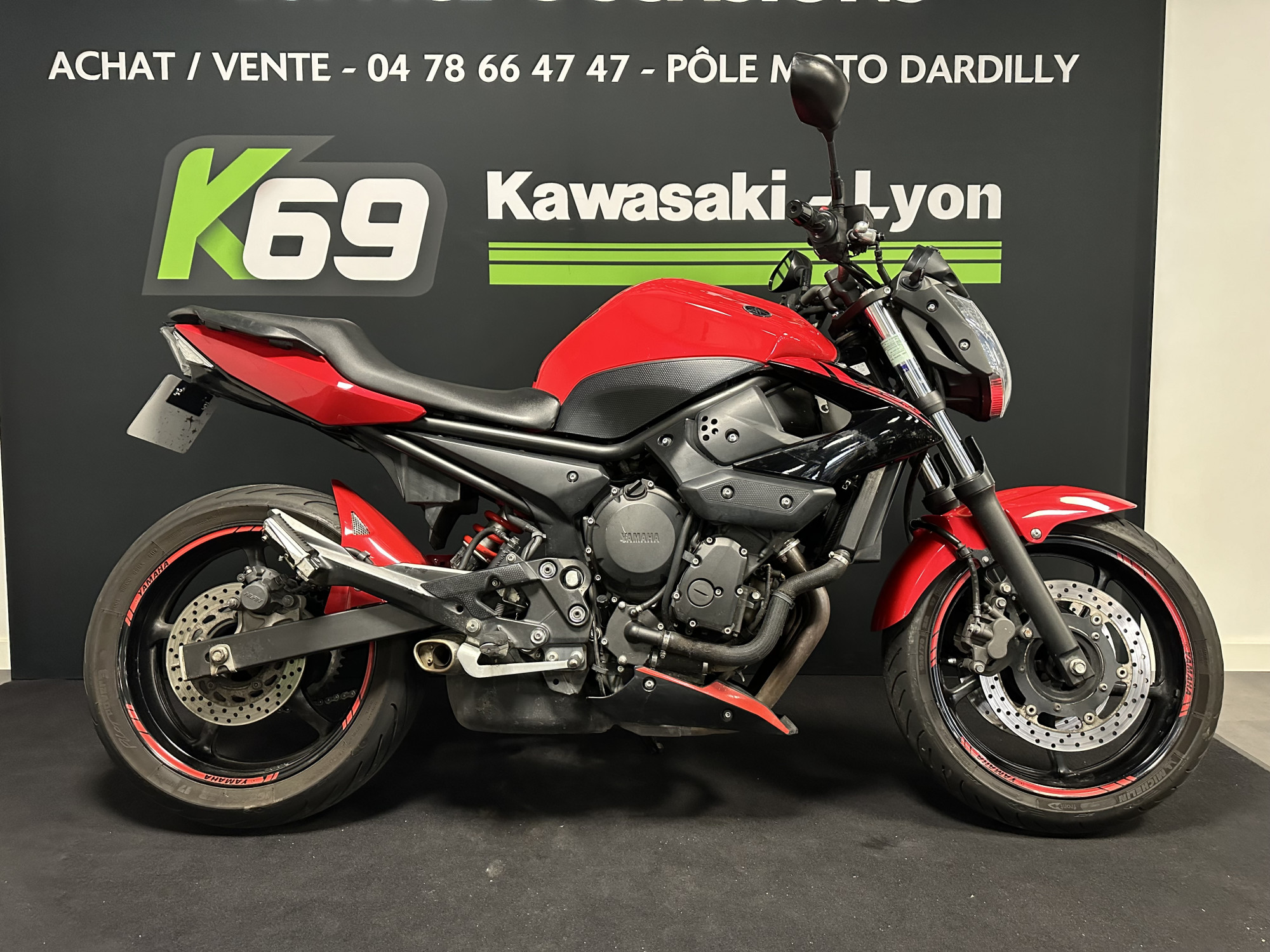 photo de YAMAHA XJ6-N 600 occasion de couleur  en vente à Dardilly n°3