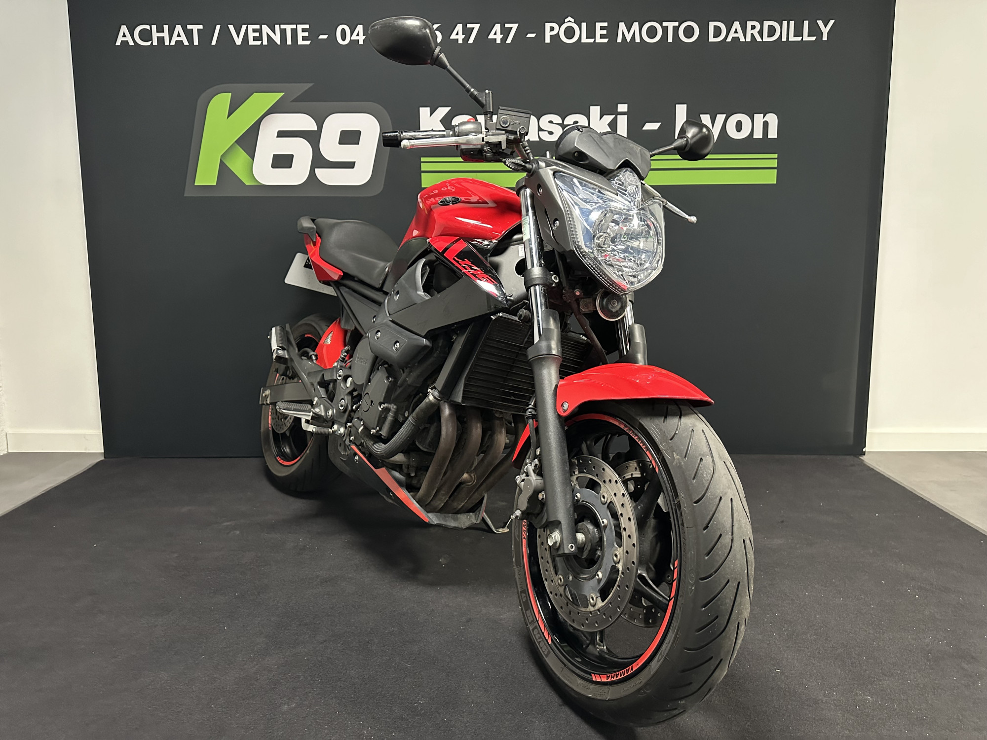 photo de YAMAHA XJ6-N 600 occasion de couleur  en vente à Dardilly n°2