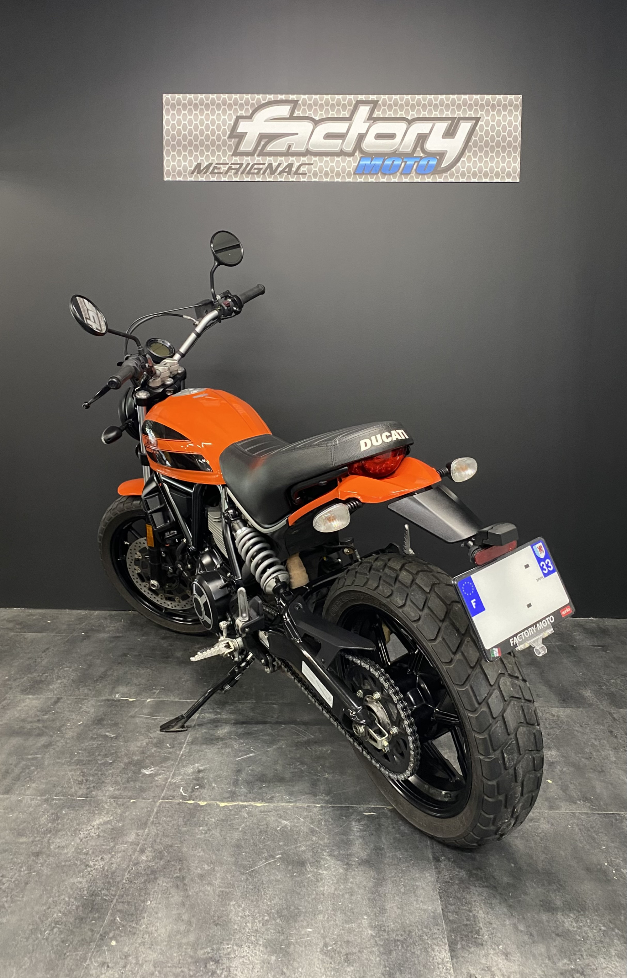 photo de DUCATI SCRAMBLER 400 occasion de couleur  en vente à Merignac n°2