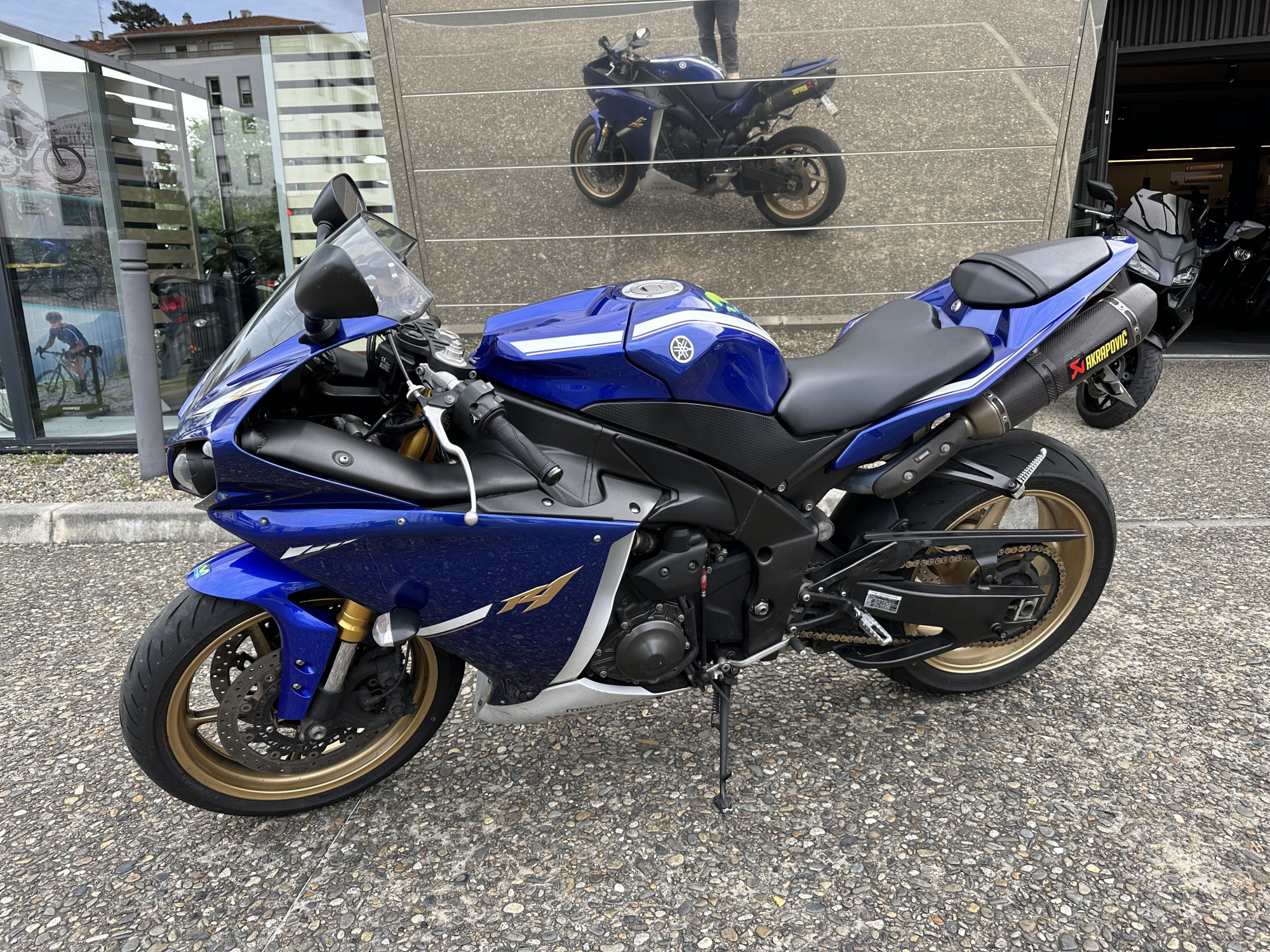 photo de YAMAHA YZF R1 1000 occasion de couleur  en vente à Anglet n°2