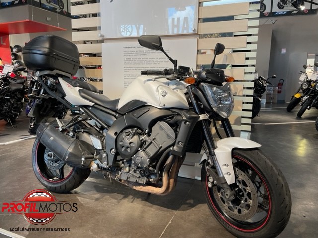 photo de YAMAHA FZ1 FAZER 1000 occasion de couleur  en vente à RUY MONTCEAU n°3