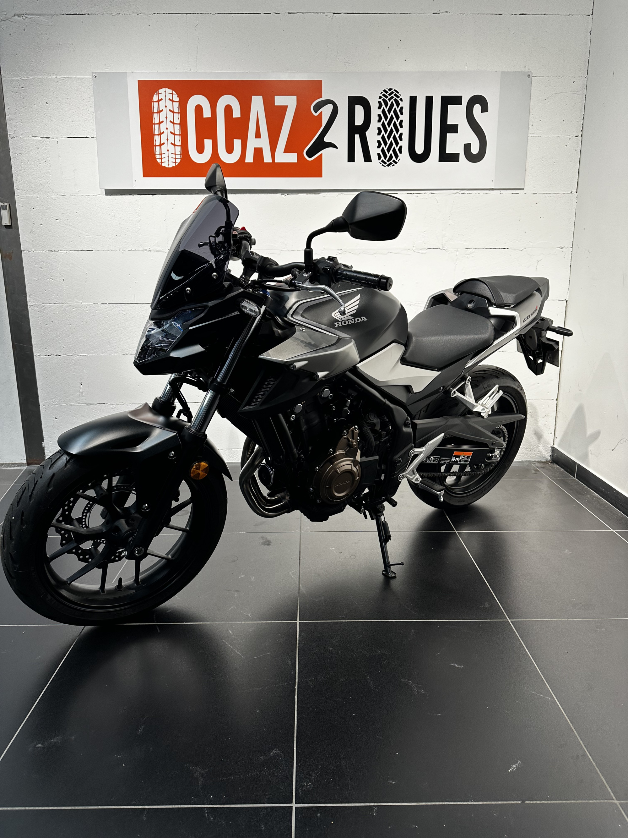 photo de HONDA CB 500 occasion de couleur  en vente à St etienne n°2