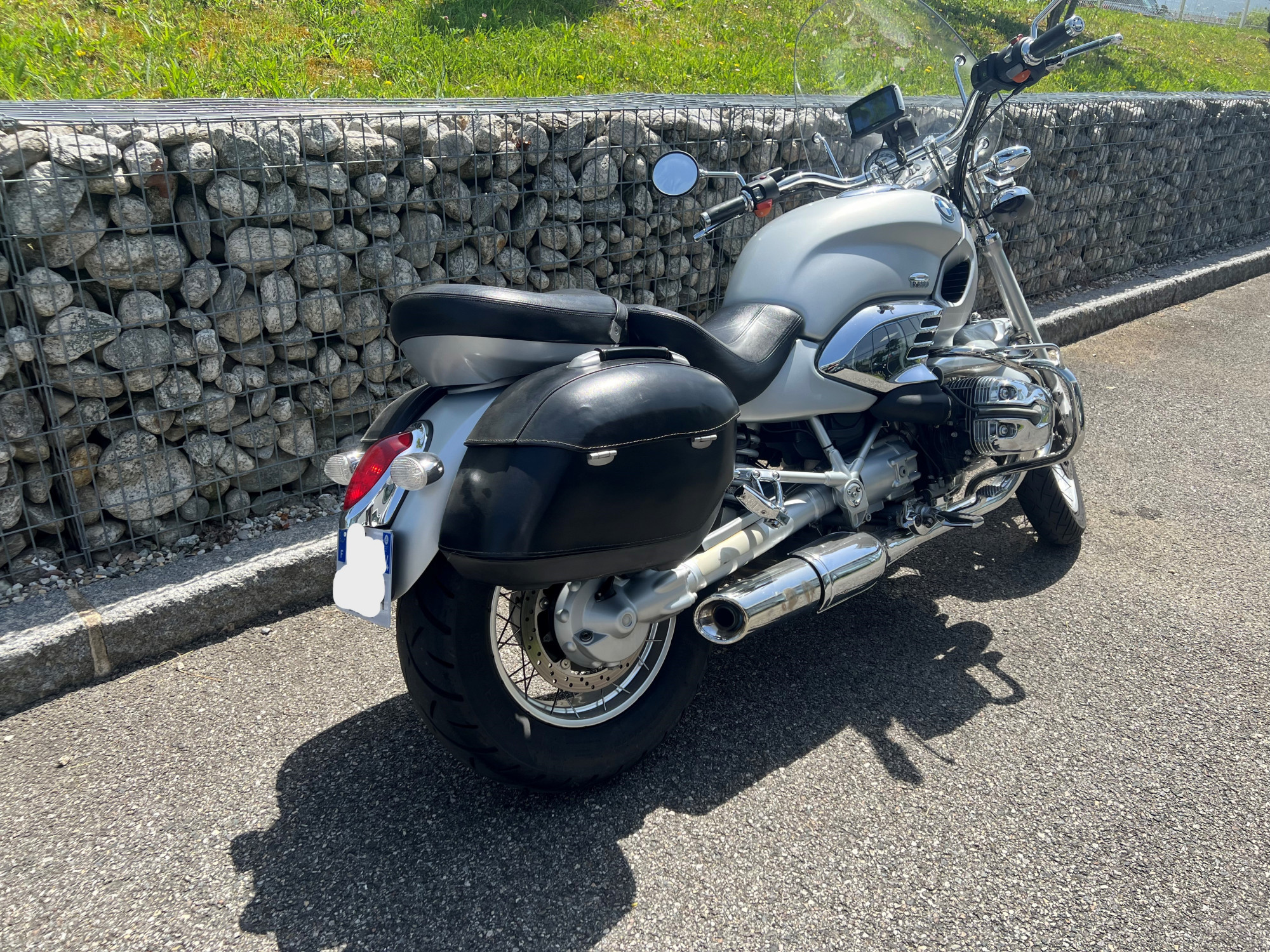 photo de BMW R 1200 C 1200 occasion de couleur  en vente à Ville La Grand n°3