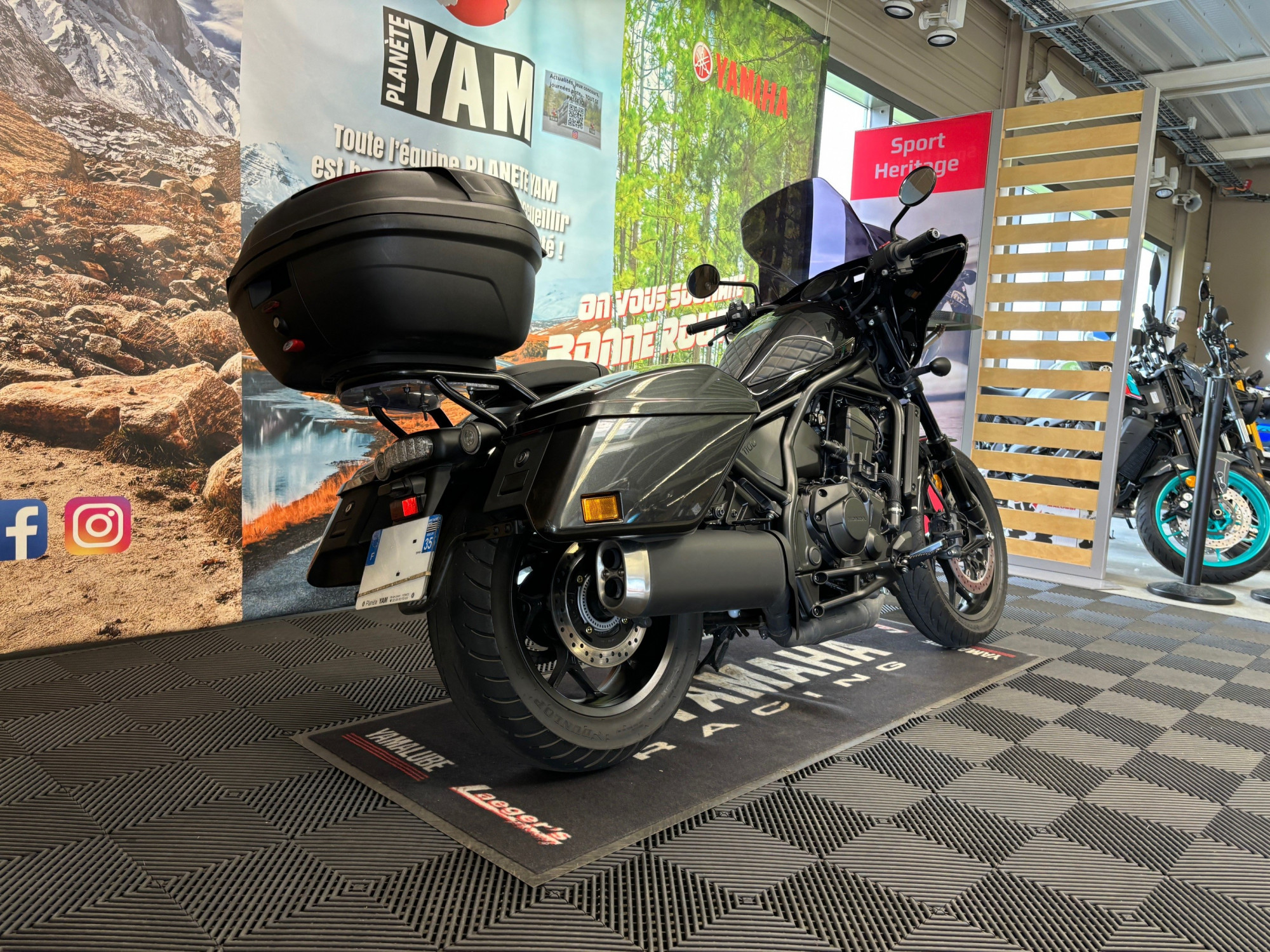 photo de HONDA CMX 1100 REBEL TOURING 1084 occasion de couleur  en vente à Rennes n°3