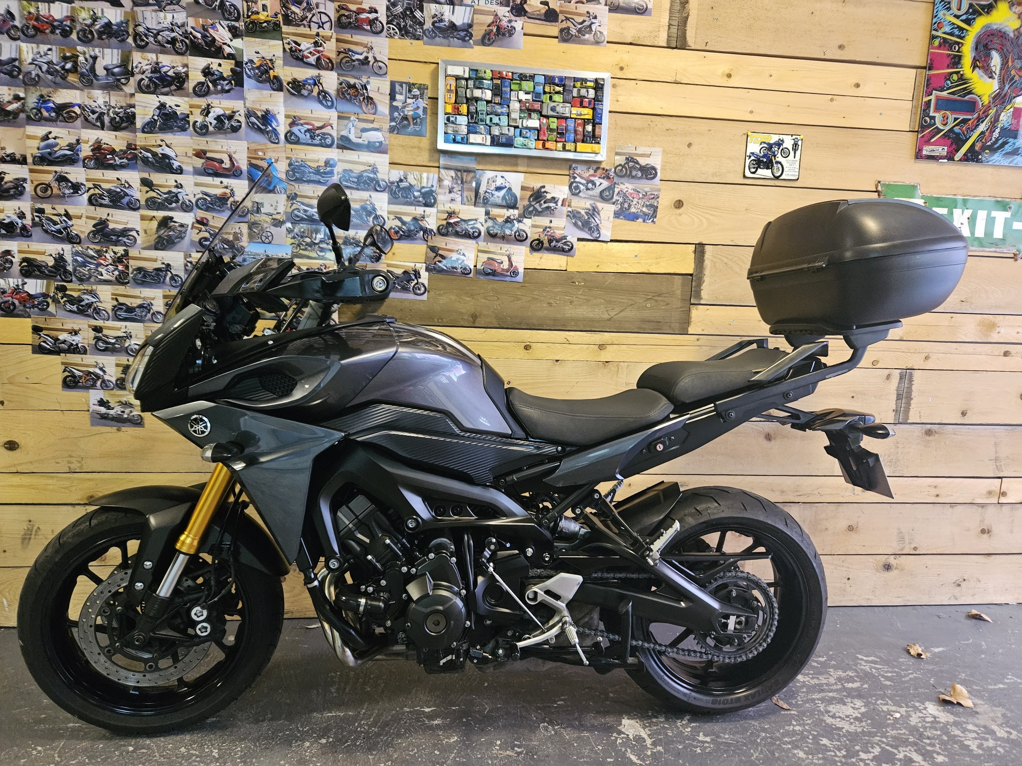 photo de YAMAHA MT-09 TRACER 847 occasion de couleur  en vente   Marseille 06